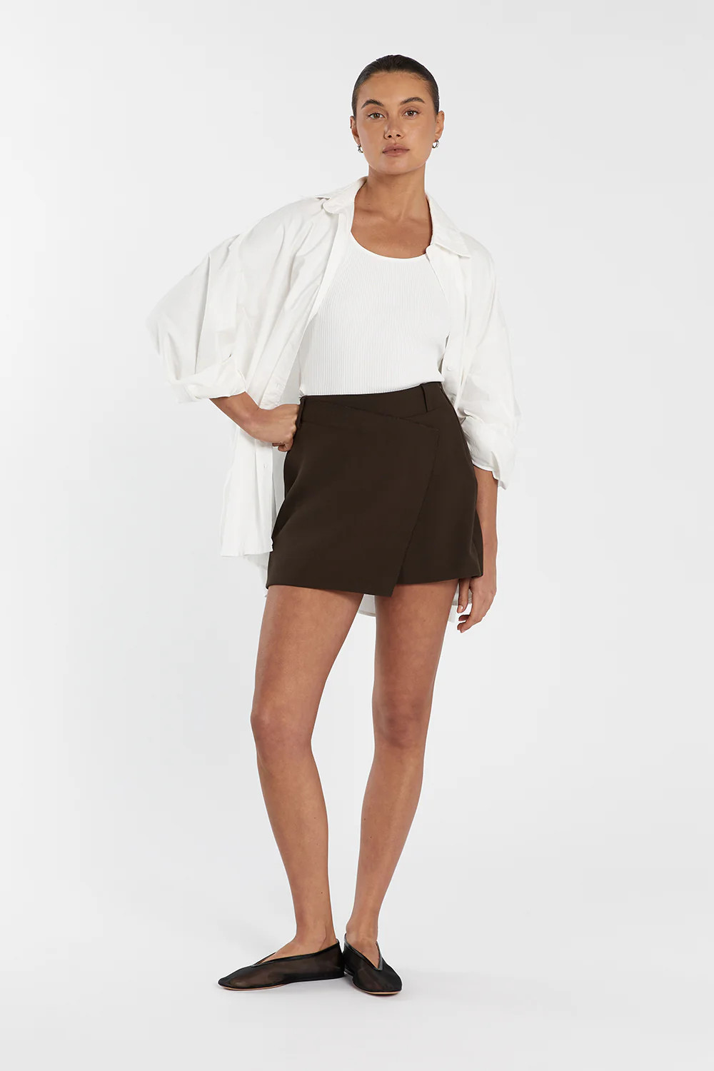 JULIE BITTER CHOC TAILORED SKORT | DISSH