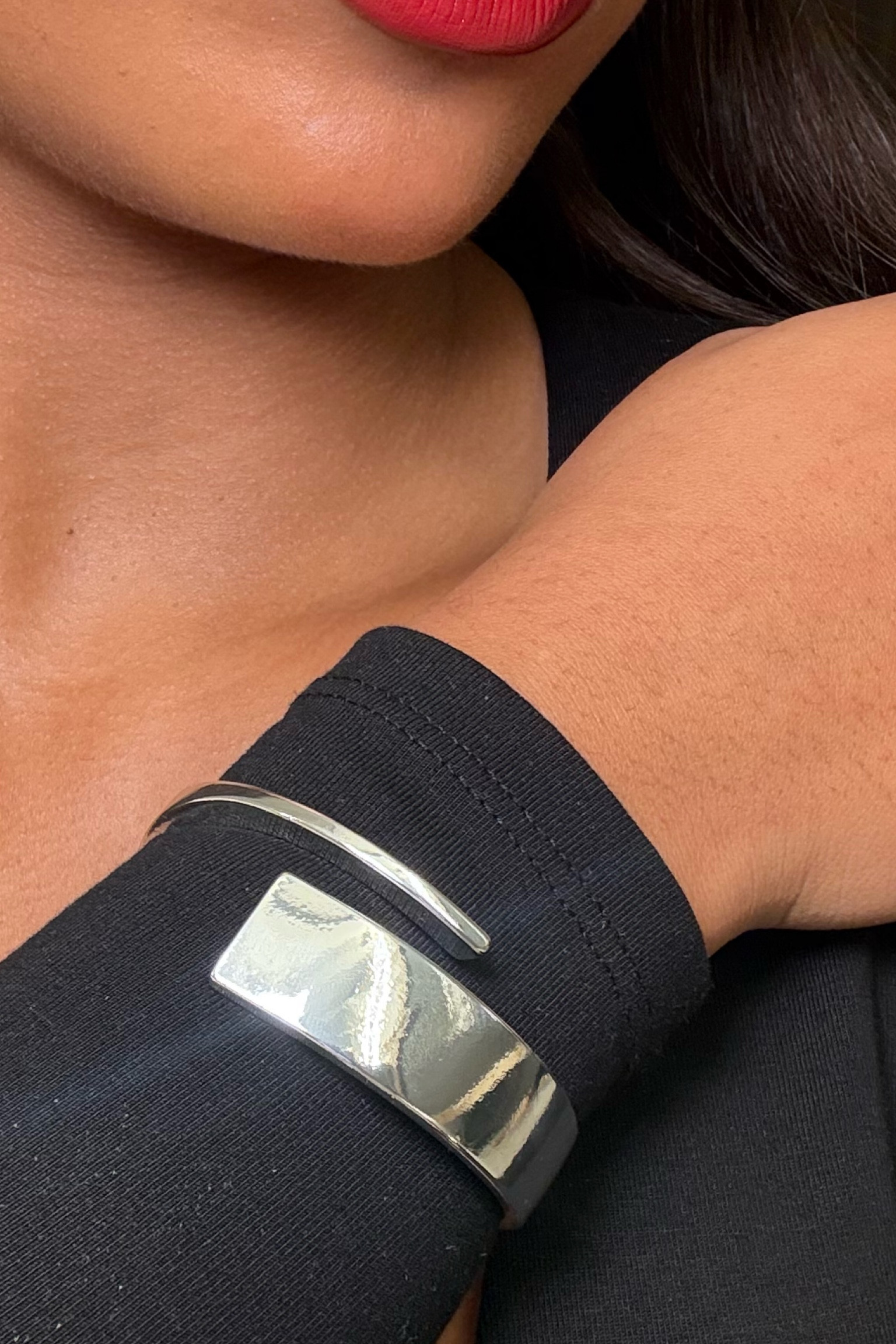 Pretty silver bangle ✨

#LTKCyberWeek #LTKgrwm #LTKuk