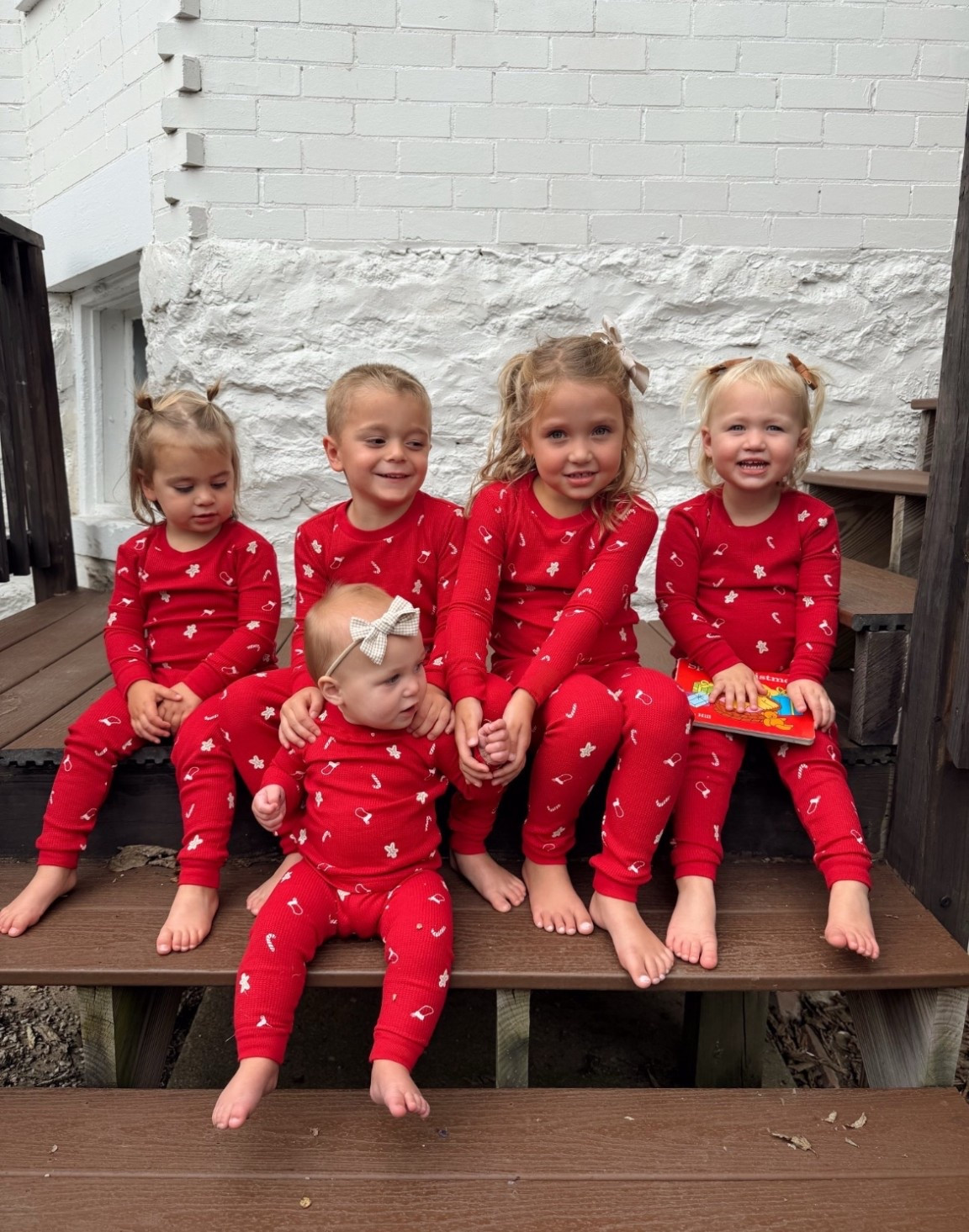 RUN! These cutie matching pajamas are just $5!! 🚨🚨

#LTKHoliday #LTKSaleAlert #LTKSeasonal