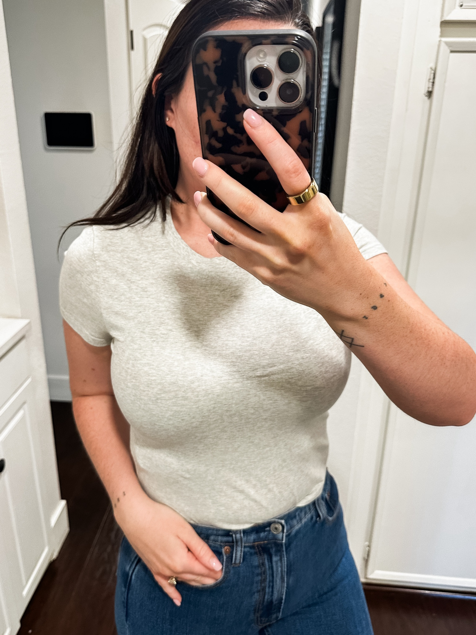 Abercrombie $25 basic baby tee, stretch skims dupe