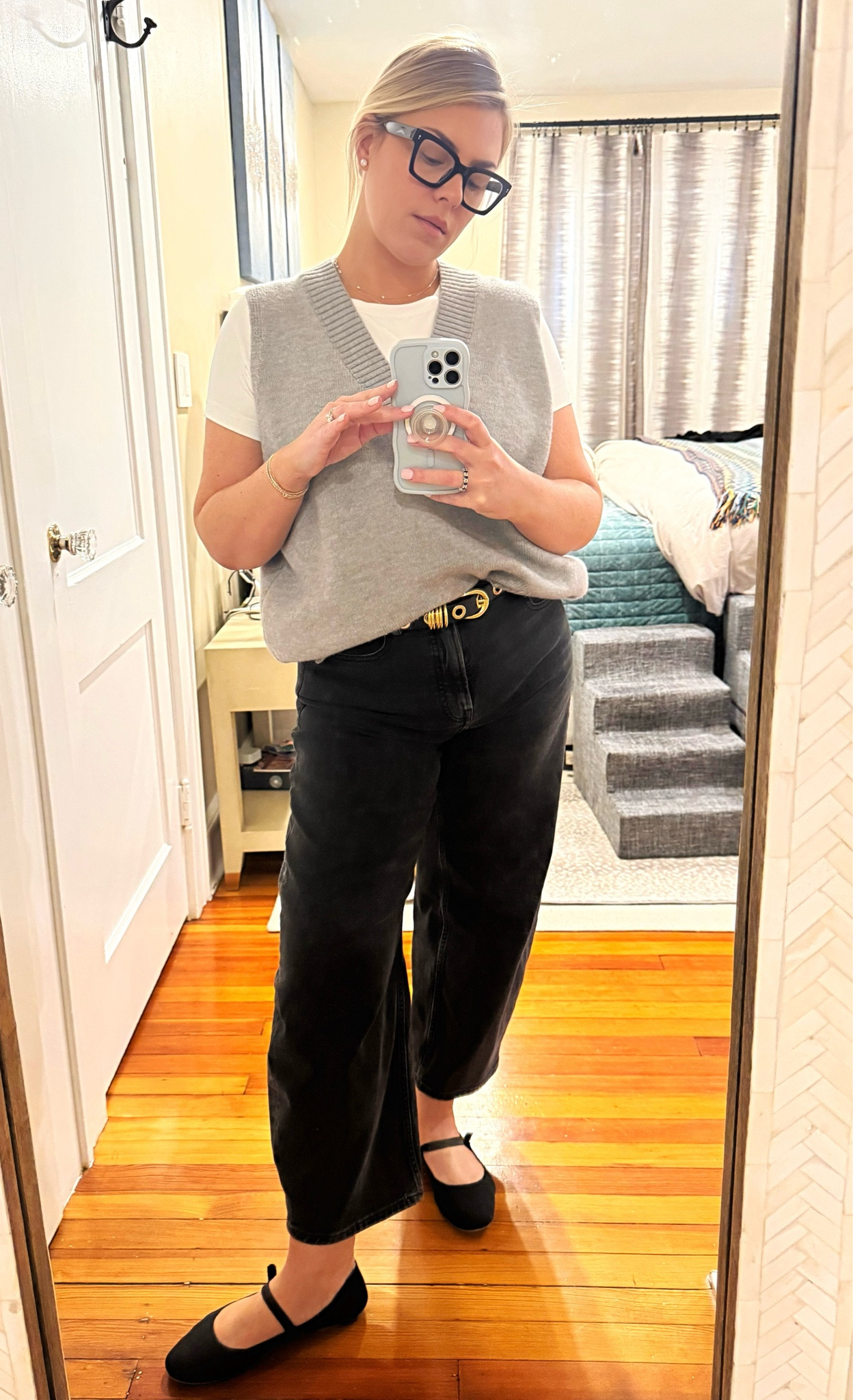 Work outfit business office streets smart casual jeans baggy barrel wide leg easy affordable corporate what to wear to work or the office Amazon finds 

#LTKWorkwear #LTKPetite #LTKFindsUnder100