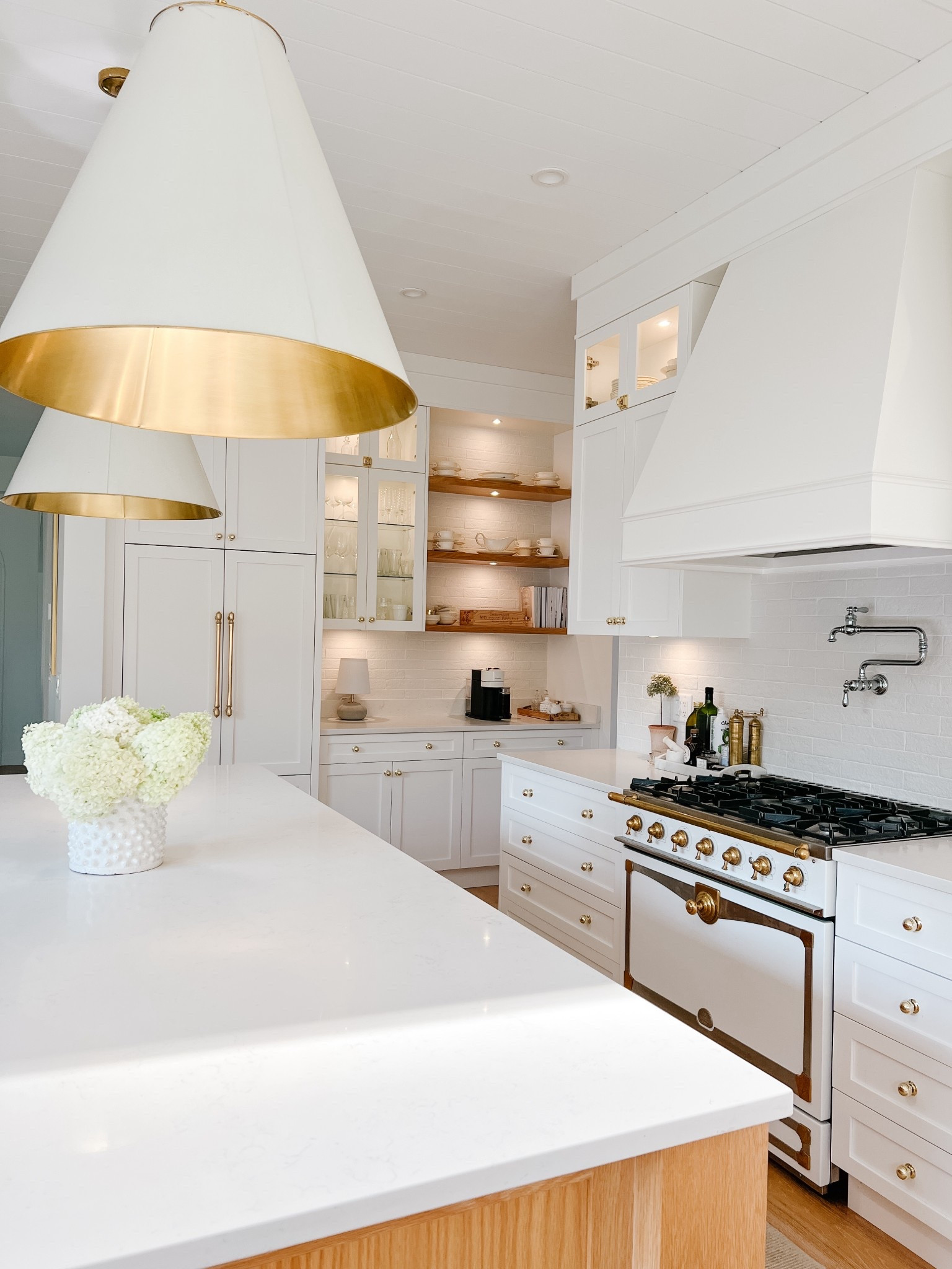 oak, white & brass kitchen details  

#LTKsale #LTKhome #LTKwinter