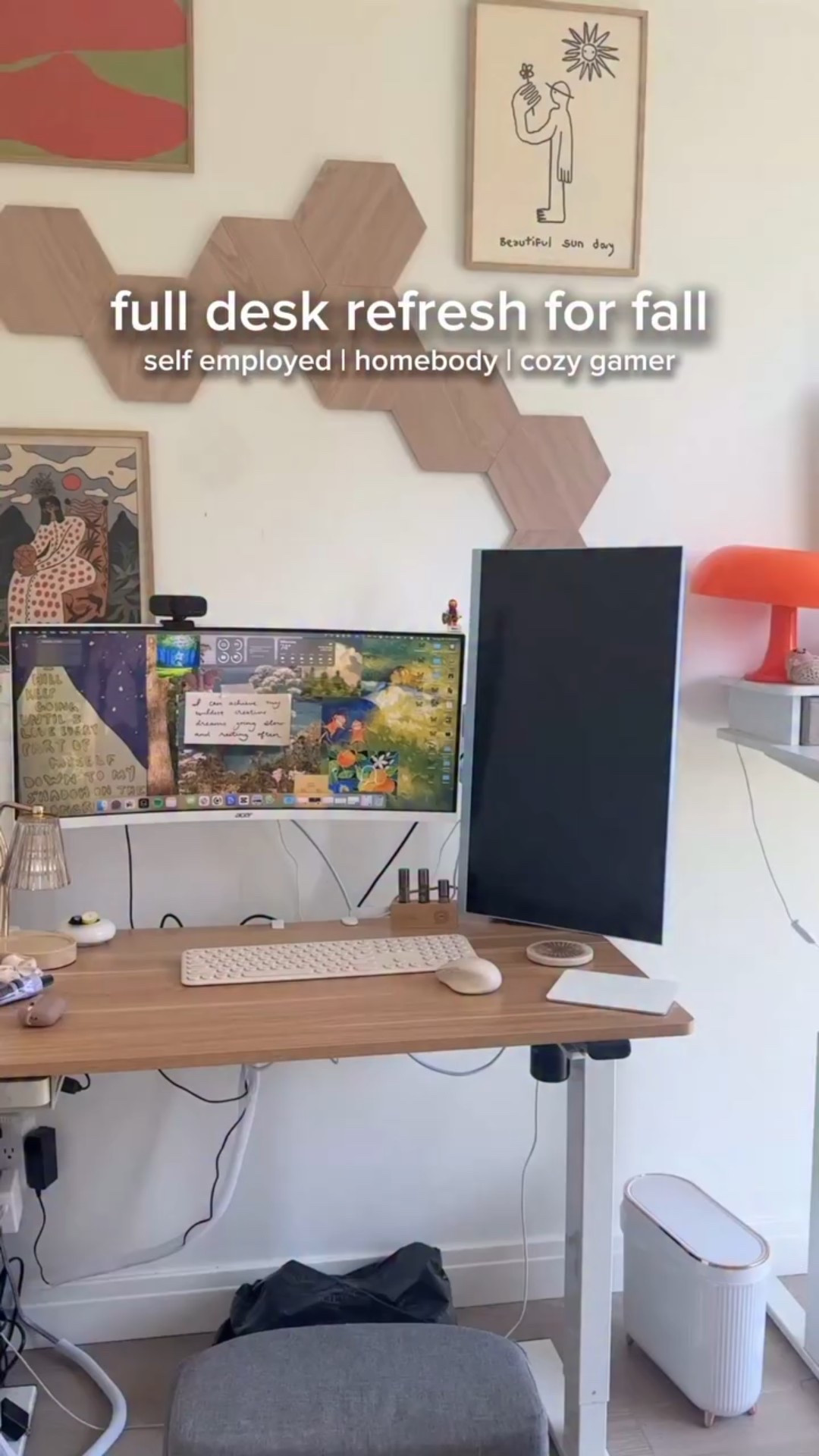 My desk setup!  

#desk #deskrefresh #officebybranch #deskorganization #cablemanagement #cozygaming #deskaesthetic #homebody #cozy #gaming #gamingsetup