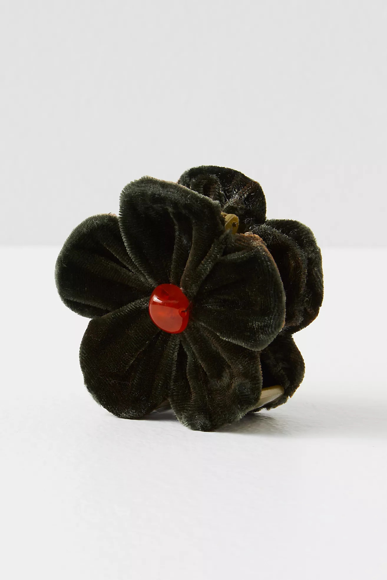 Callie Flower Claw Clip | Free People (UK)