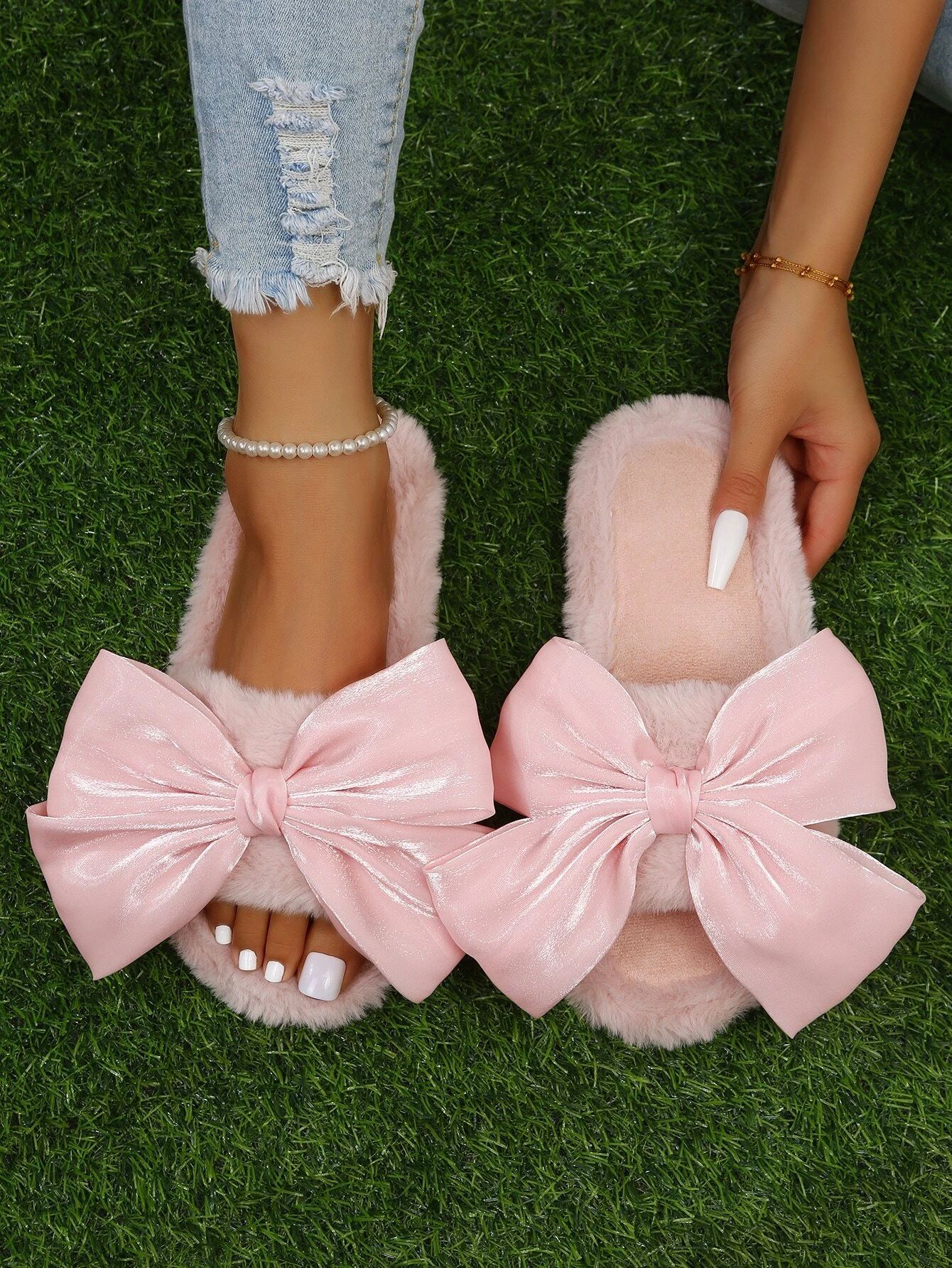 Bow Decor Fluffy Bedroom Slippers | SHEIN