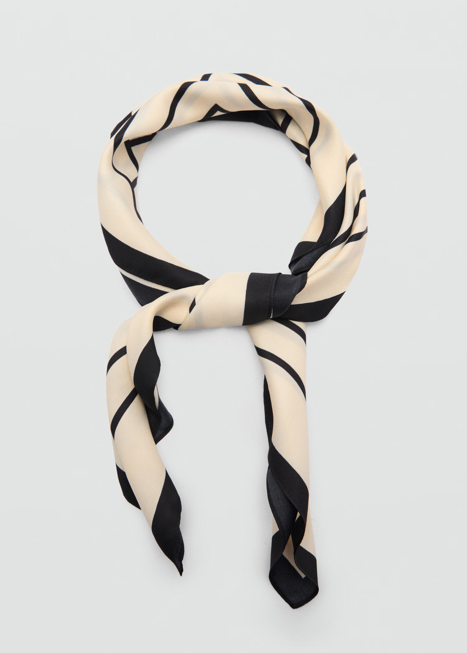 Geometric printed foulard - Women | MANGO United Kingdom | MANGO (UK)