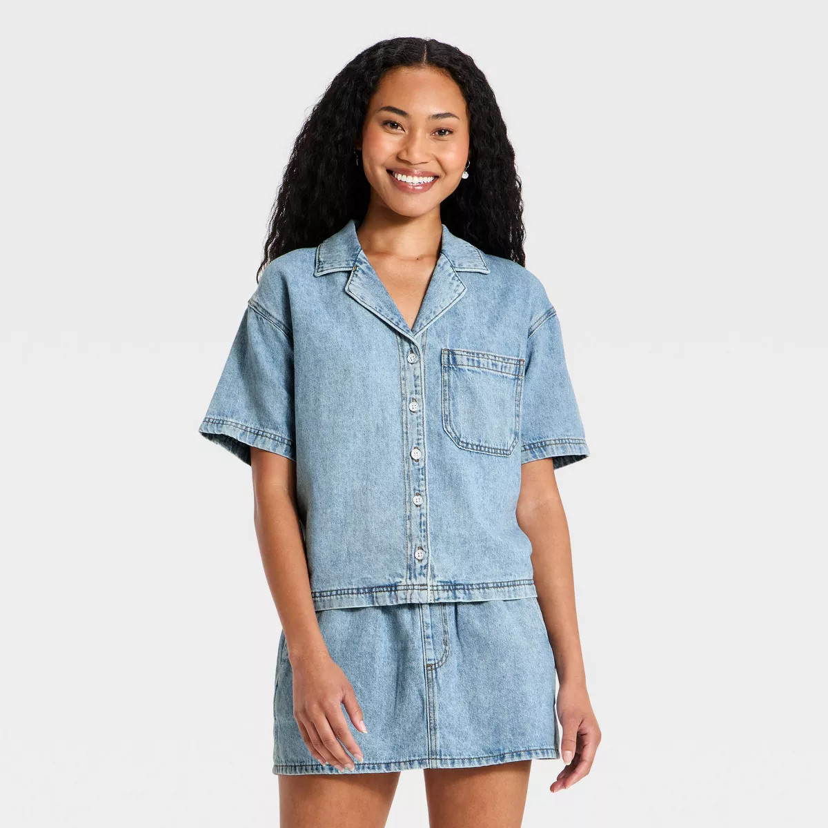 Women's Short Sleeve Collared Denim Beach Shirt - Universal Thread™ Light Wash S | Target