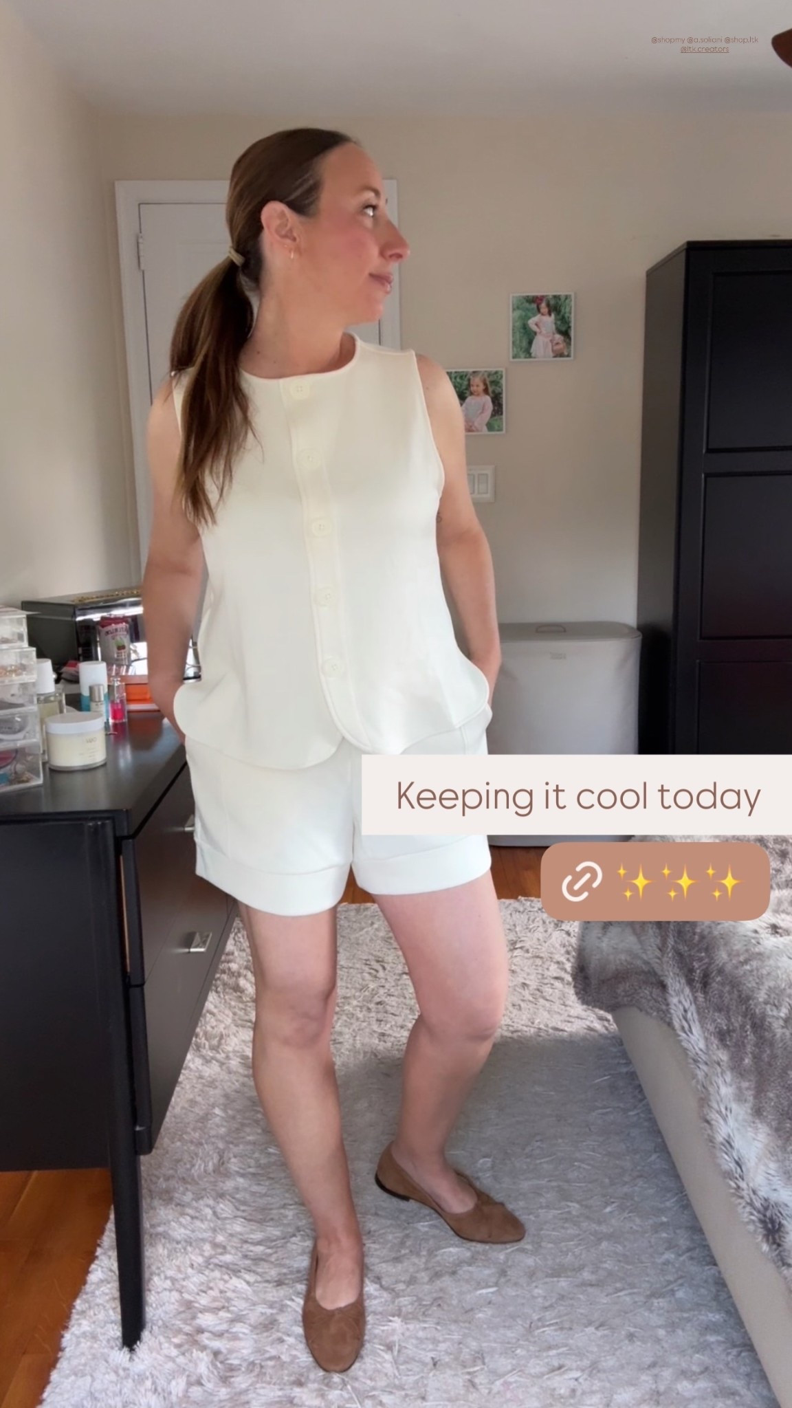 Keeping it cool today in this adorable set from Farley. It is so soft and buttery. I’m obsessed and I love that you can mix and match and wear this vest with jeans in the fall or you can do it with a skirt or other shorts denim shorts. It’s all very versatile. I’m wearing a size small in the top and the bottom. I’m also pairing it here with my Como flats in the amaretto color. I’m wearing my true size and I love these. They’re so comfortable and I love the shape on my foot very very flattering.