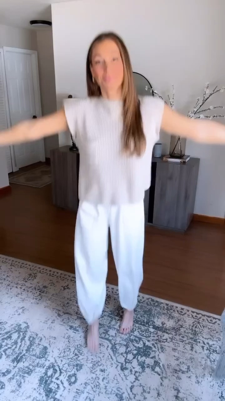 FINALLY! 🤭 I’ve been waiting for this PERFECT free people dupe freya set for 2 months!! Saying it was worth the wait is an understatement! 

The quality absolutely meets the comfort! It’s truly the perfect spring set for lounging, running errands or for just a simple casual everyday outfit! 

And the pricing 👌🏻 compared to the free people set! ONE THIRD of the cost people! Cannot beat it! Again it’s absolutely worth the wait so go snag it while you can!! 

Linked under “spring fashion”
Wearing a small 🌼 

#amazonfashion #outfitoftheday #gdwm #amazon #amazonfinds #amazonmusthaves #amazonfavorites #amazonsummermusthaves #amazonsummerfinds #amazonsummerfashion #amazonpartner

#LTKfit #LTKunder50 #LTKFind