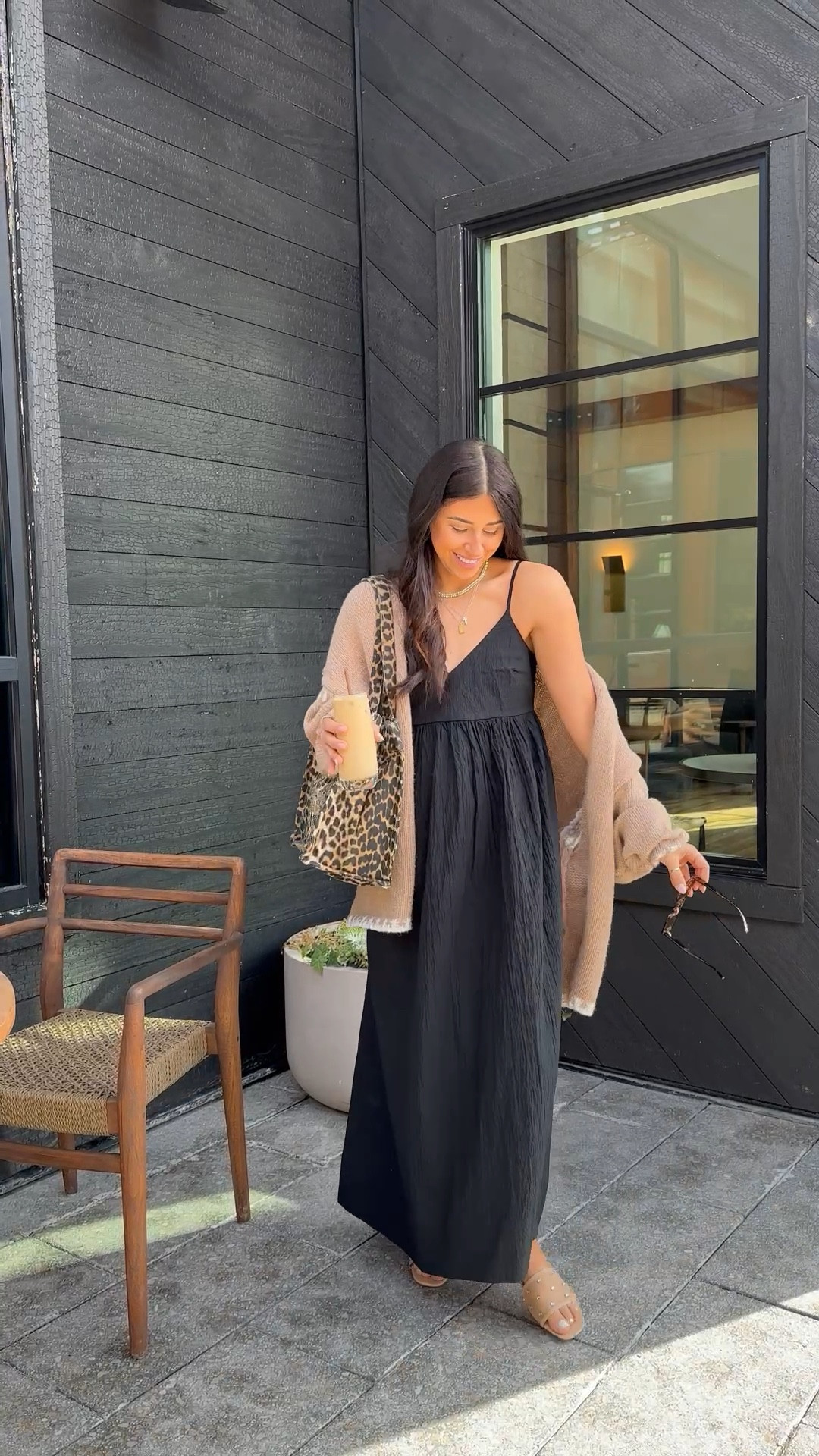 Dress: small

$21 Target dress on sale today! 