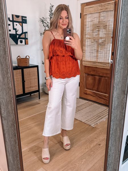 Old navy cropped white jeans and embroidered tank! 

#LTKStyleTip #LTKFindsUnder50 #LTKSaleAlert