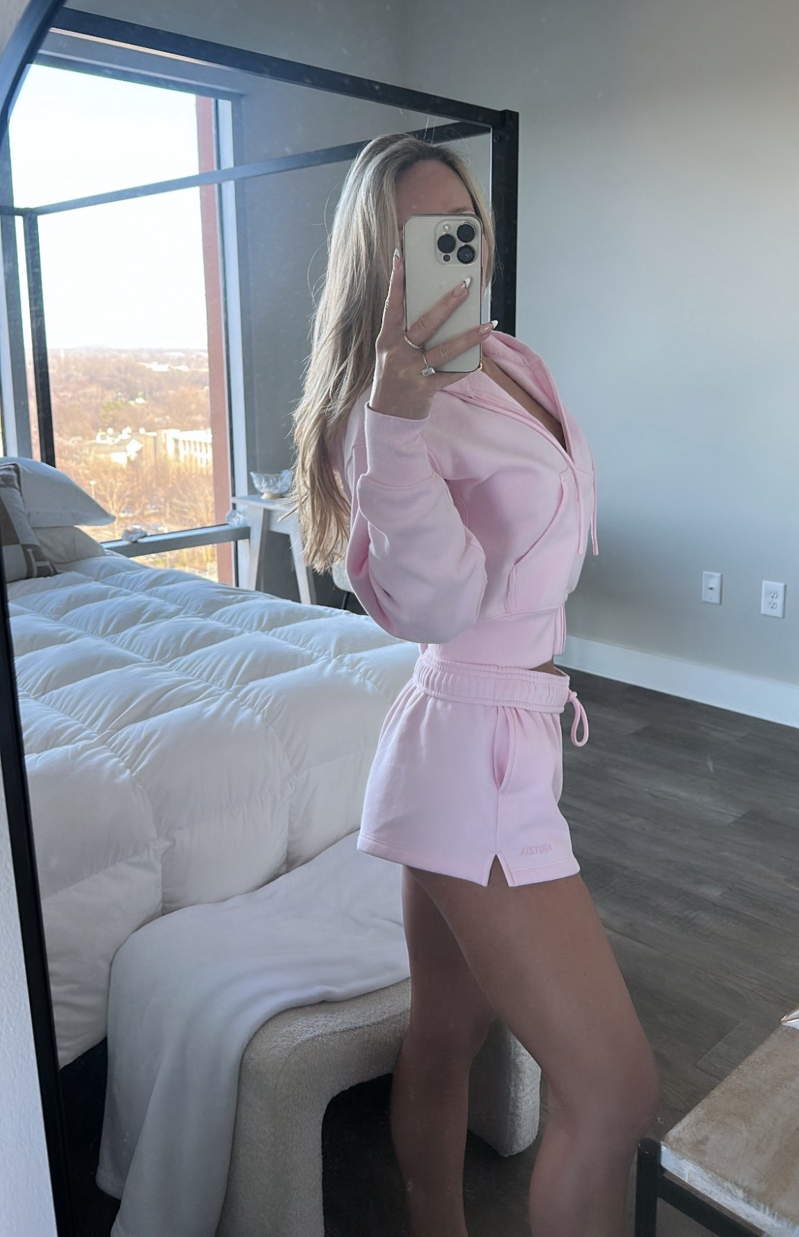 Top: XXS Bottoms: XS