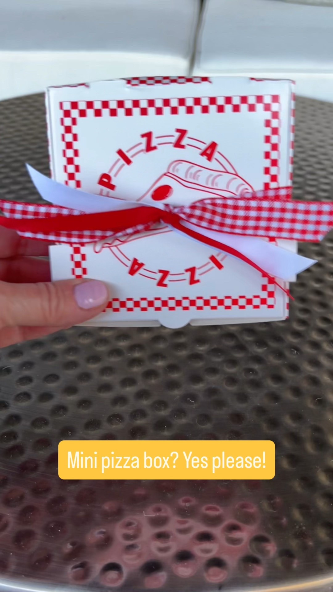 Liven up a gift card with this super cute mini pizza box ❤️ cute and practical gift idea! 

#LTKFamily #LTKU #LTKFindsUnder50