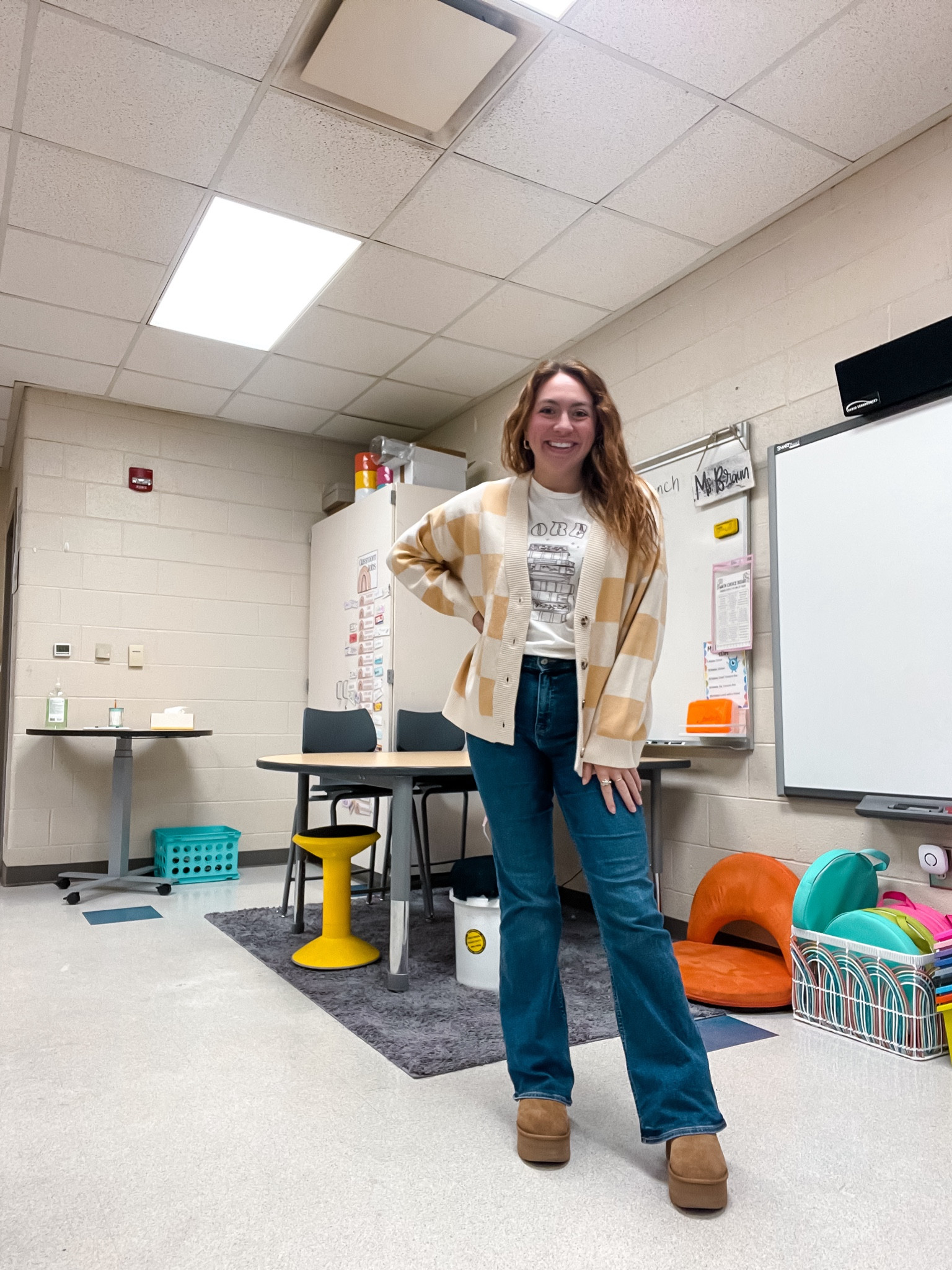 Exact cardigan: shopdoor104.com

Teacher outfits, teacher style, teacher fashion, winter work outfits, winter sweater, casual work outfit 

#LTKworkwear #LTKfindsunder100 #LTKSeasonal