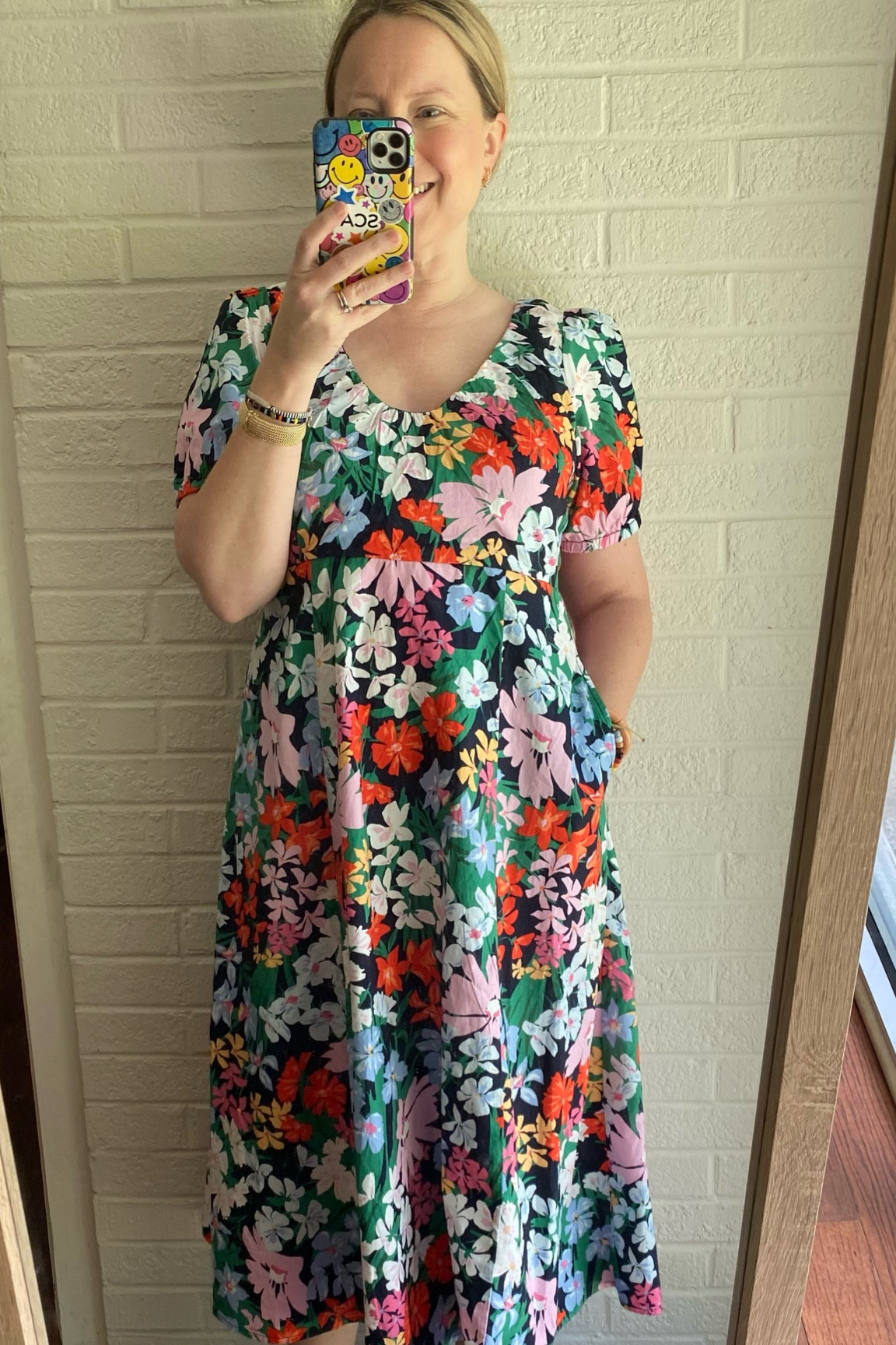 Love the floral pattern too!

#LTKfindsunder50 #LTKSeasonal