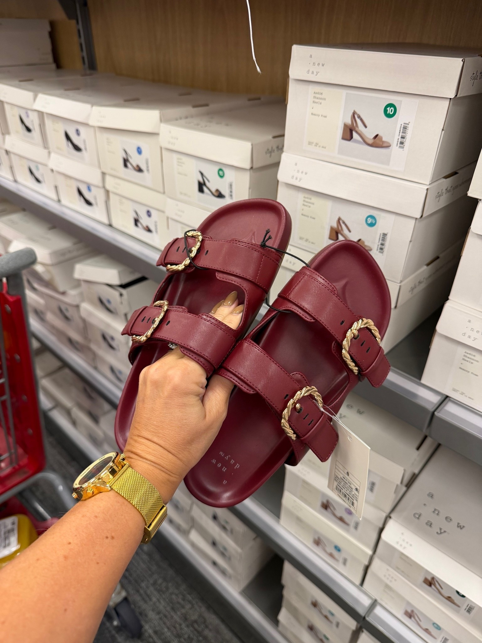 Burgundy sandals for fall?! Yes please

#LTKootd #LTKgrwm #LTKSeasonal