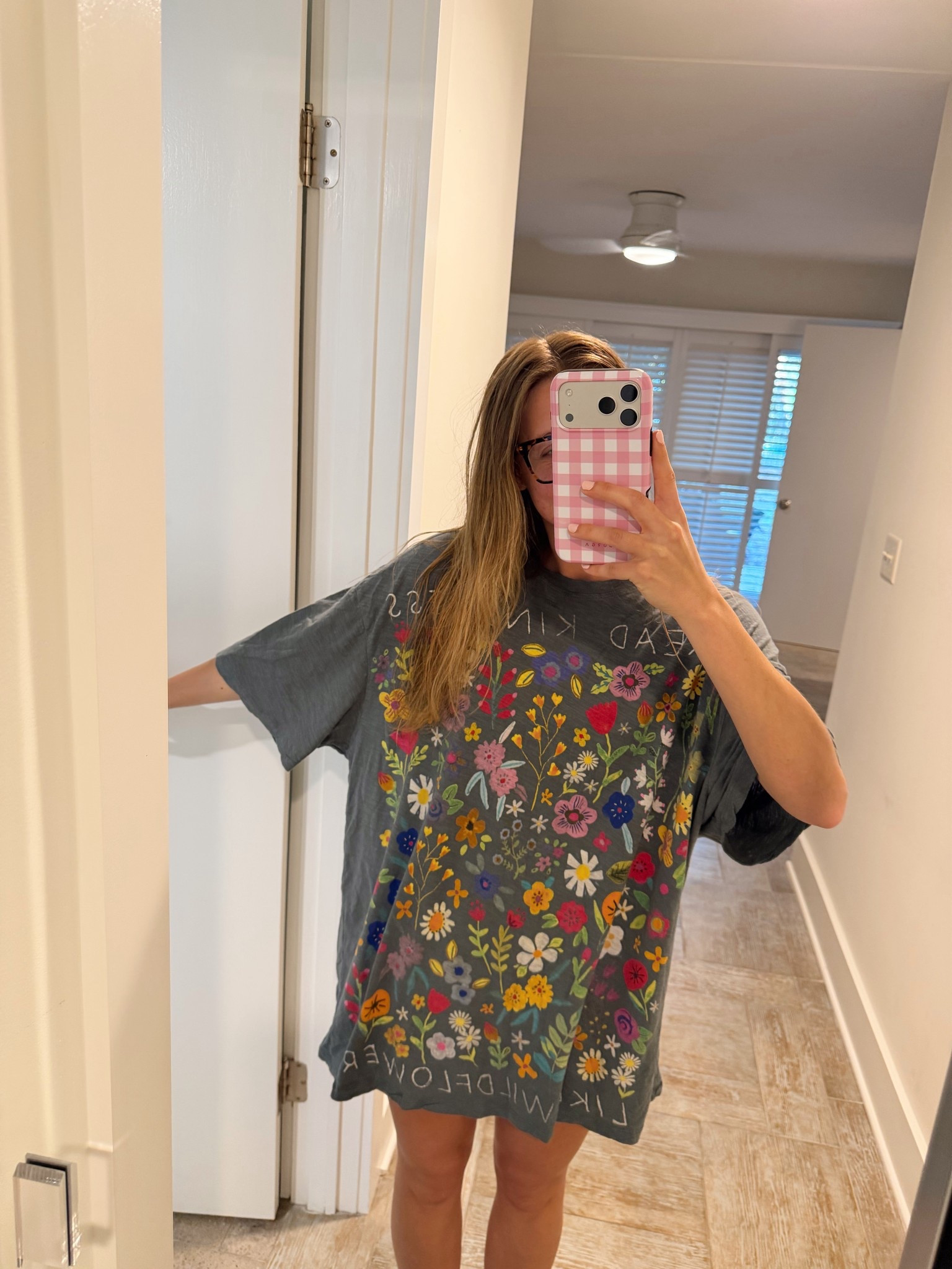 Oversized comfy tees from Natural Life!!

#LTKootd #LTKTravel #LTKMidsize