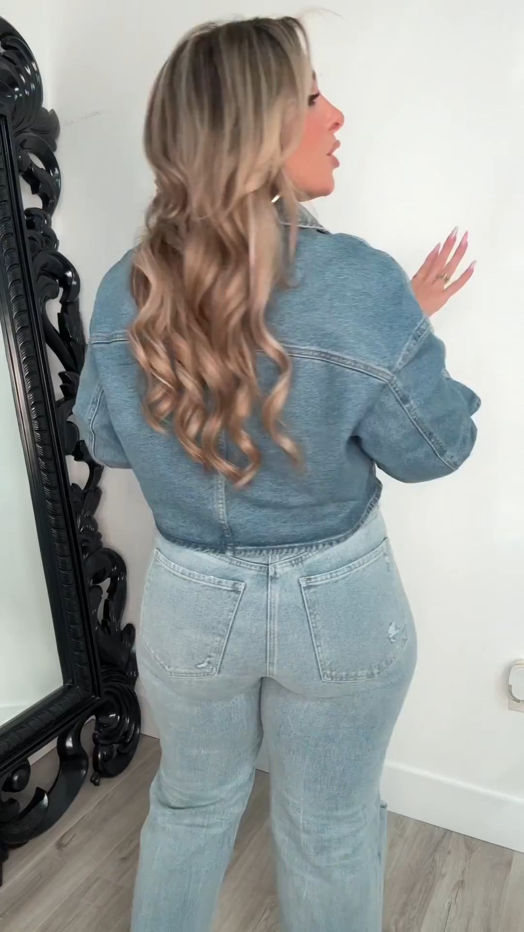 Love all of these pieces. 

High Waisted Light Wash 50/50 Rigid Stretch Ripped Wide Leg Jeans sz 12L (stretch in back, rigid in front)

Studio Stretch Twill Boyfriend Blazer
sz XL (amazing fit)

Denim jacket XL

Mesh Corset Cropped Tank sz L (stretchy)

Cream Cutout Blazer XL


#LTKStyleTip #LTKMidsize #LTKSaleAlert

