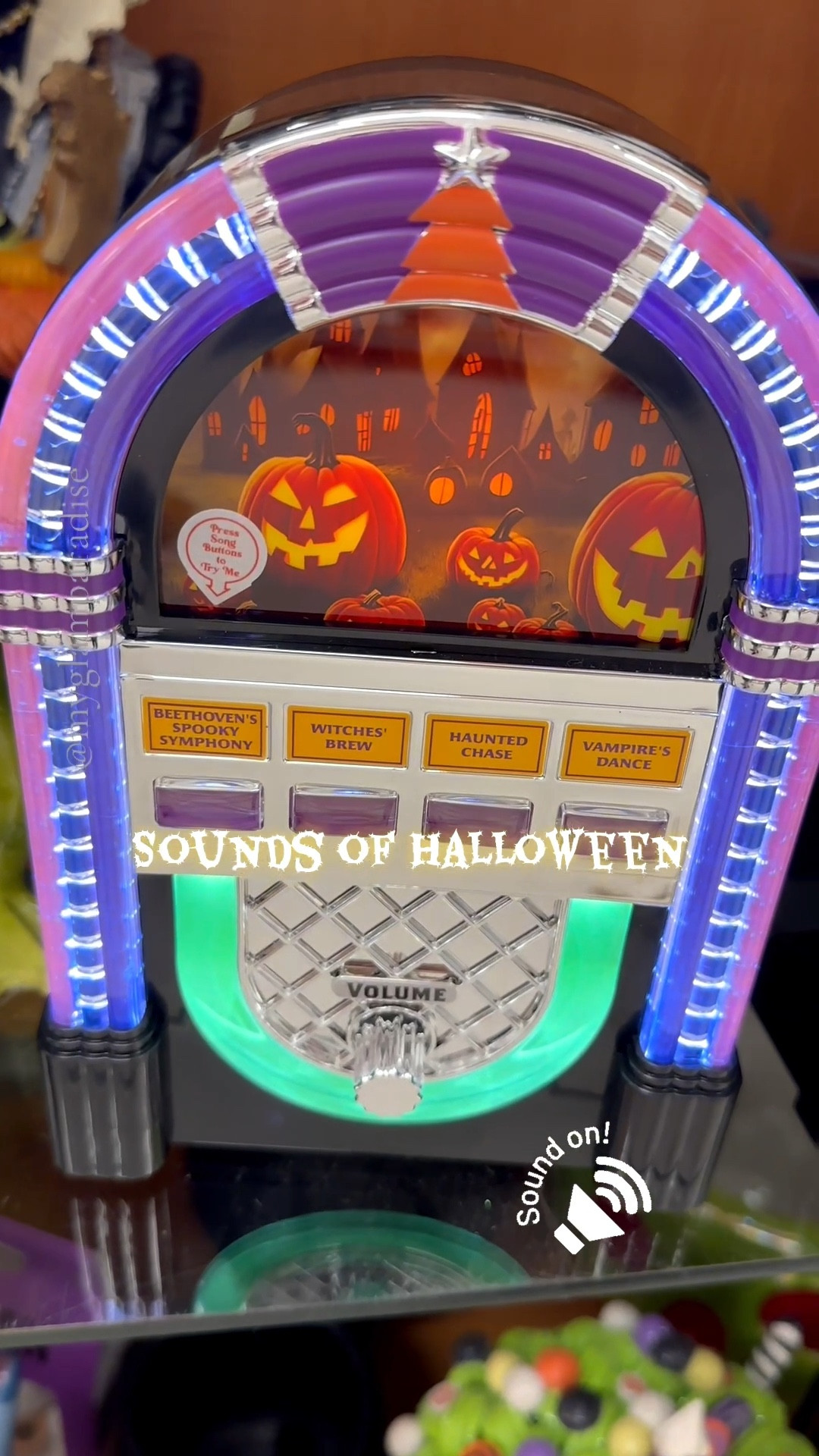 Shop for Halloween Sounds with Me!
#halloween2025 #halloweenshopping #halloweenhaul #myglamparadise 

#LTKHalloween #LTKGiftGuide #LTKSeasonal