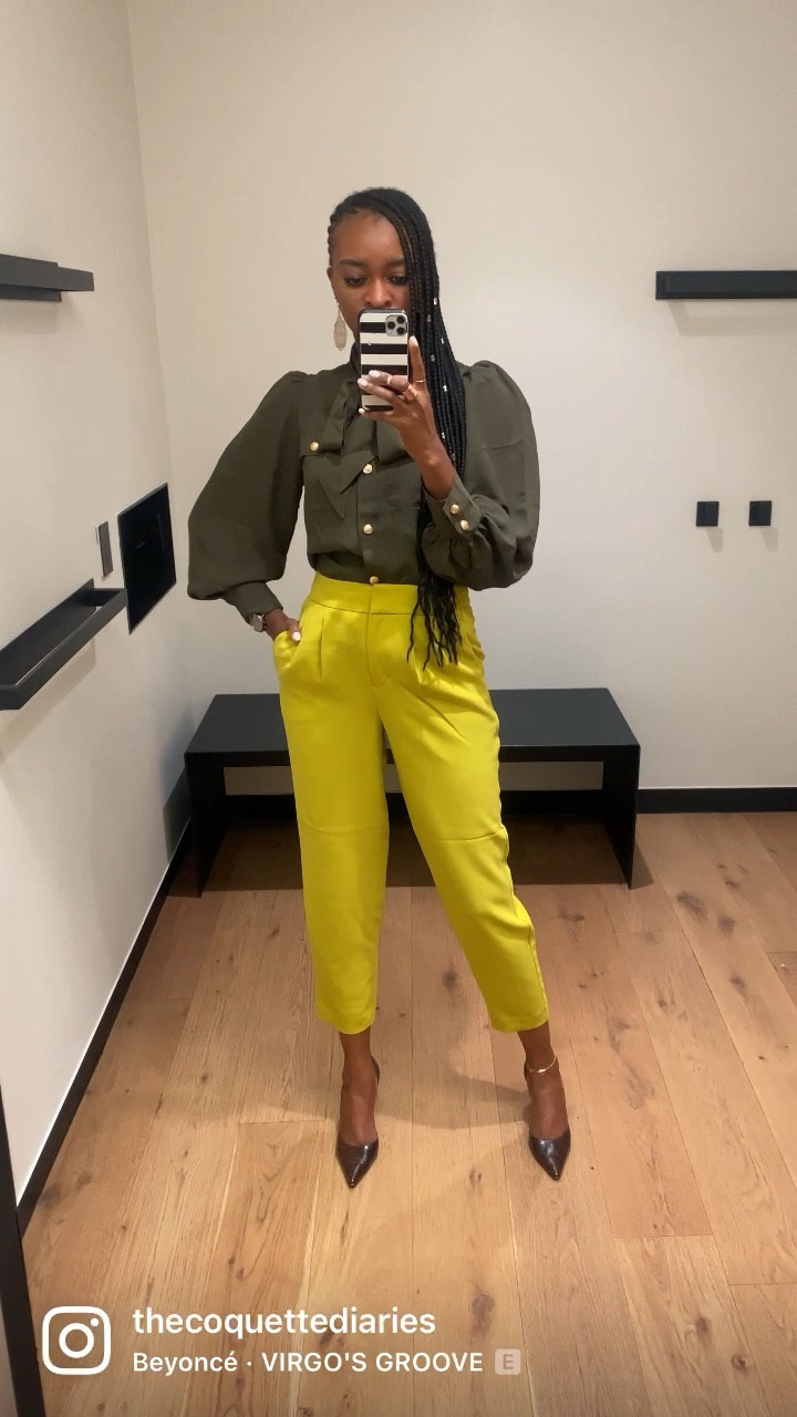 I don’t know about you, but I will not comprise color this Fall nor this Winter. Many of you loved this green combo from one my latest reels, so here is a closer look. In the video my pants are more of a light lime green but I’m also loving this deep lime color. 
What do you think? Would you wear this color combo? 

PS: If you are an Express insider, you can get 40% Everything at the moment online and selected Express Stores. 

@express #ExpressPartner #ExpressYou #October2022

#LTKstyletip #LTKsalealert #LTKworkwear