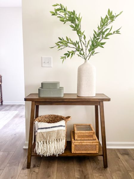 Small console table styling 

#LTKFind #LTKhome