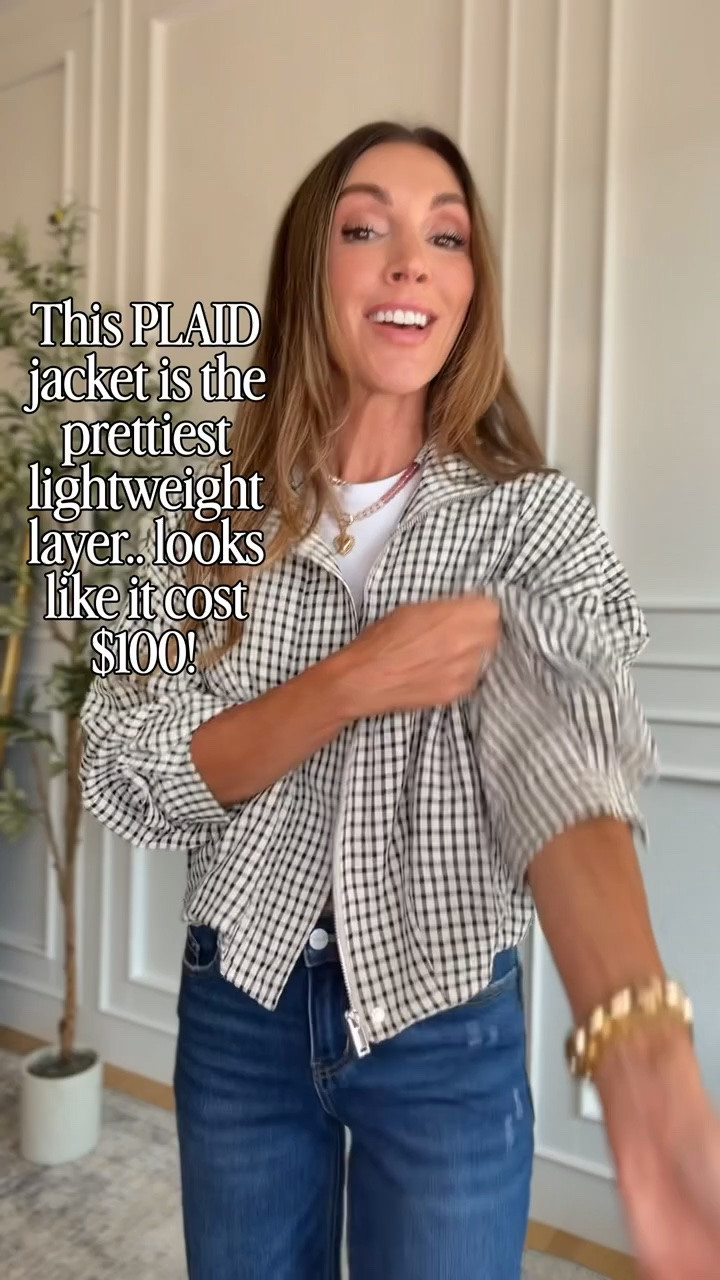 This one WILL sell out!! It’s SOO good 🤩

#viralfinds #affordablefashion #fall

#LTKmomlife #LTKootd #LTKSeasonal