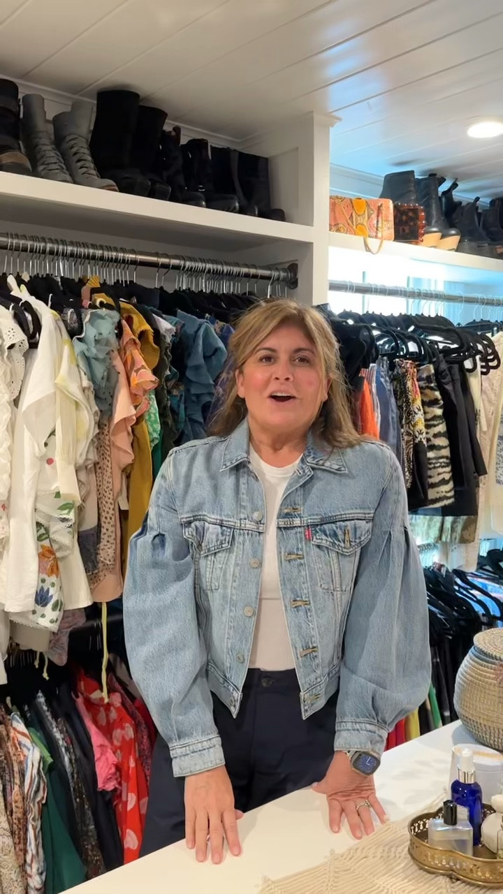 Following my instagrams, I usually get a lot of questions about where to find my clothes and home items! I wanted to make a post on where and how to find my LTK along with my Amazon storefront! Linked is my outfit and a couple of my favorite clothes in my closet✨

#LTKfit 

#LTKshoecrush #LTKstyletip