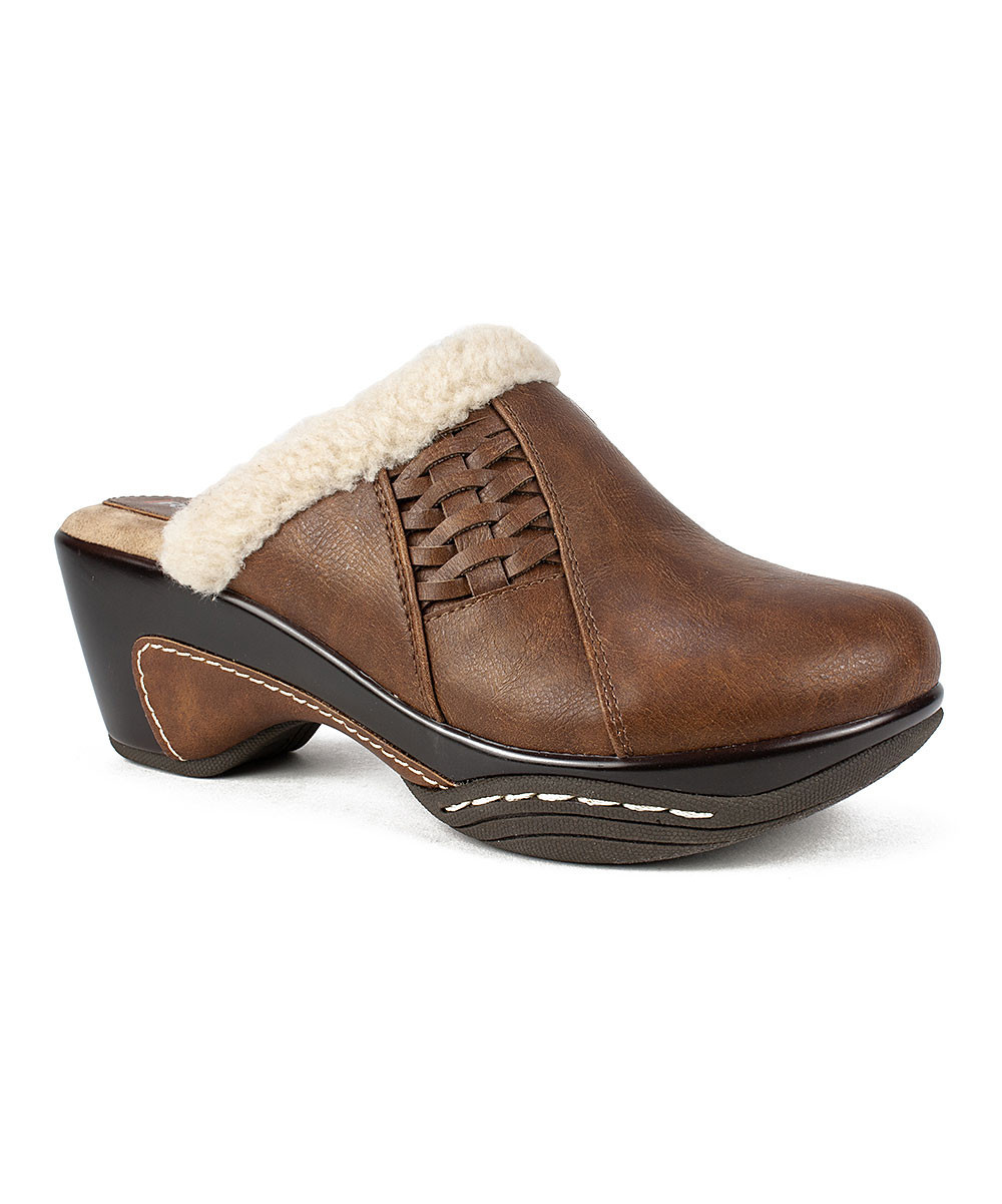 RIALTO Women's Clogs 118 - Natural Vincent Clog - Women | Zulily