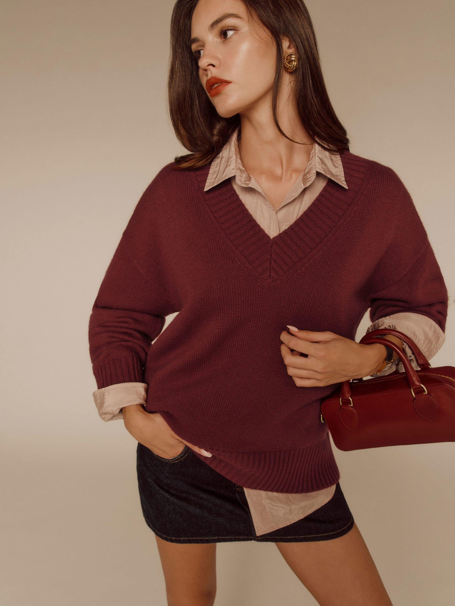 Jadey Cashmere Oversized V-neck Sweater | Reformation (Global)