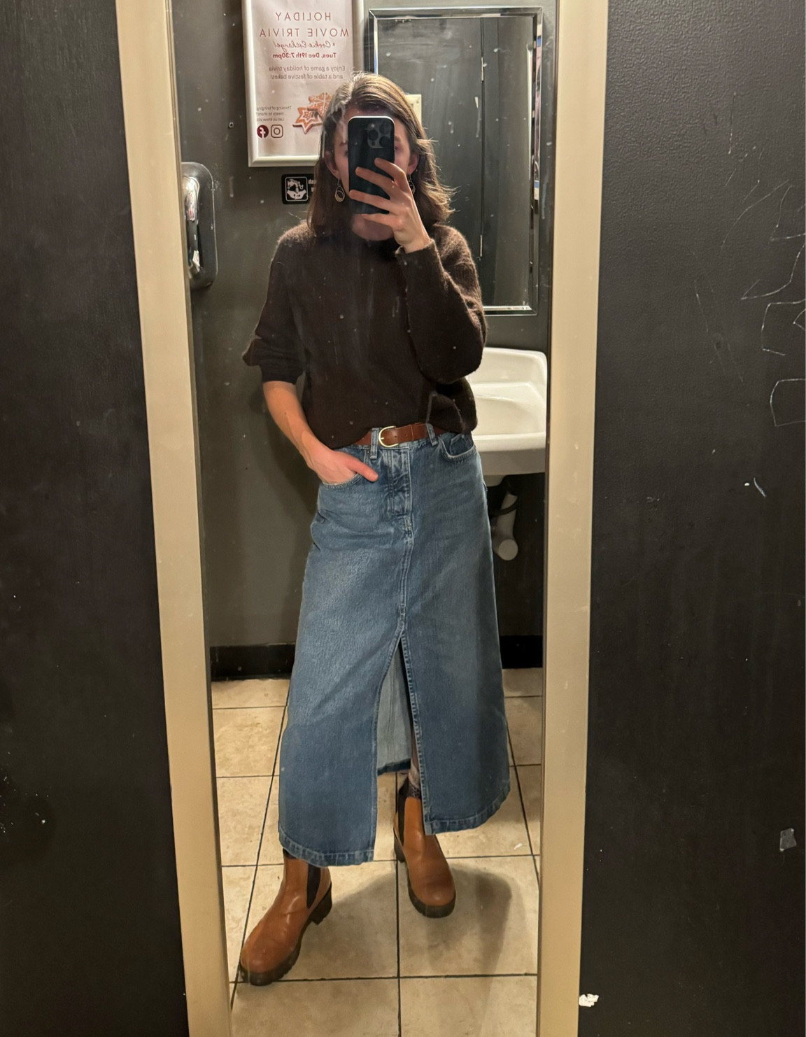 Can’t get enough of this denim maxi skirt 🫶🏼

#LTKDenim

#LTKSeasonal #LTKstyletip