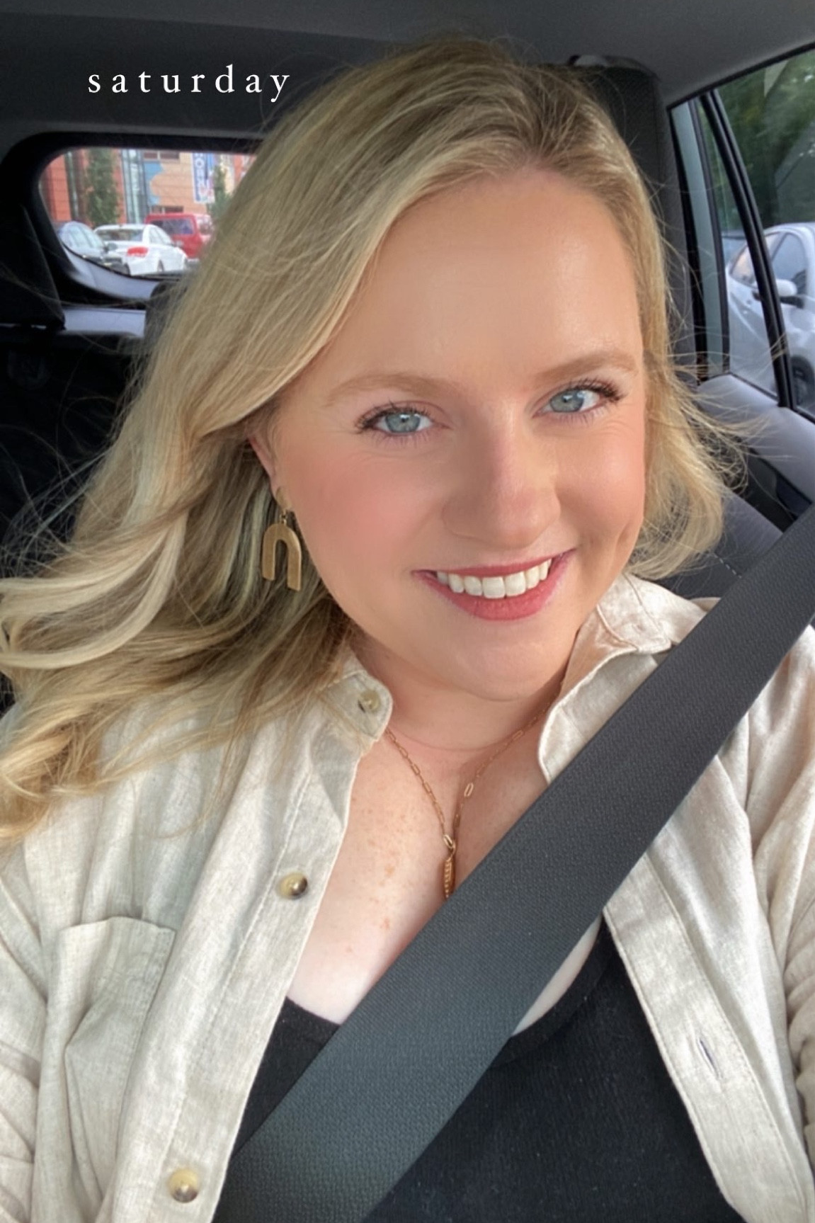 Linen shirts >>>

Found this beauty at Old Navy, loose and comfortable, TTS



#LTKSeasonal #LTKFind #LTKunder50