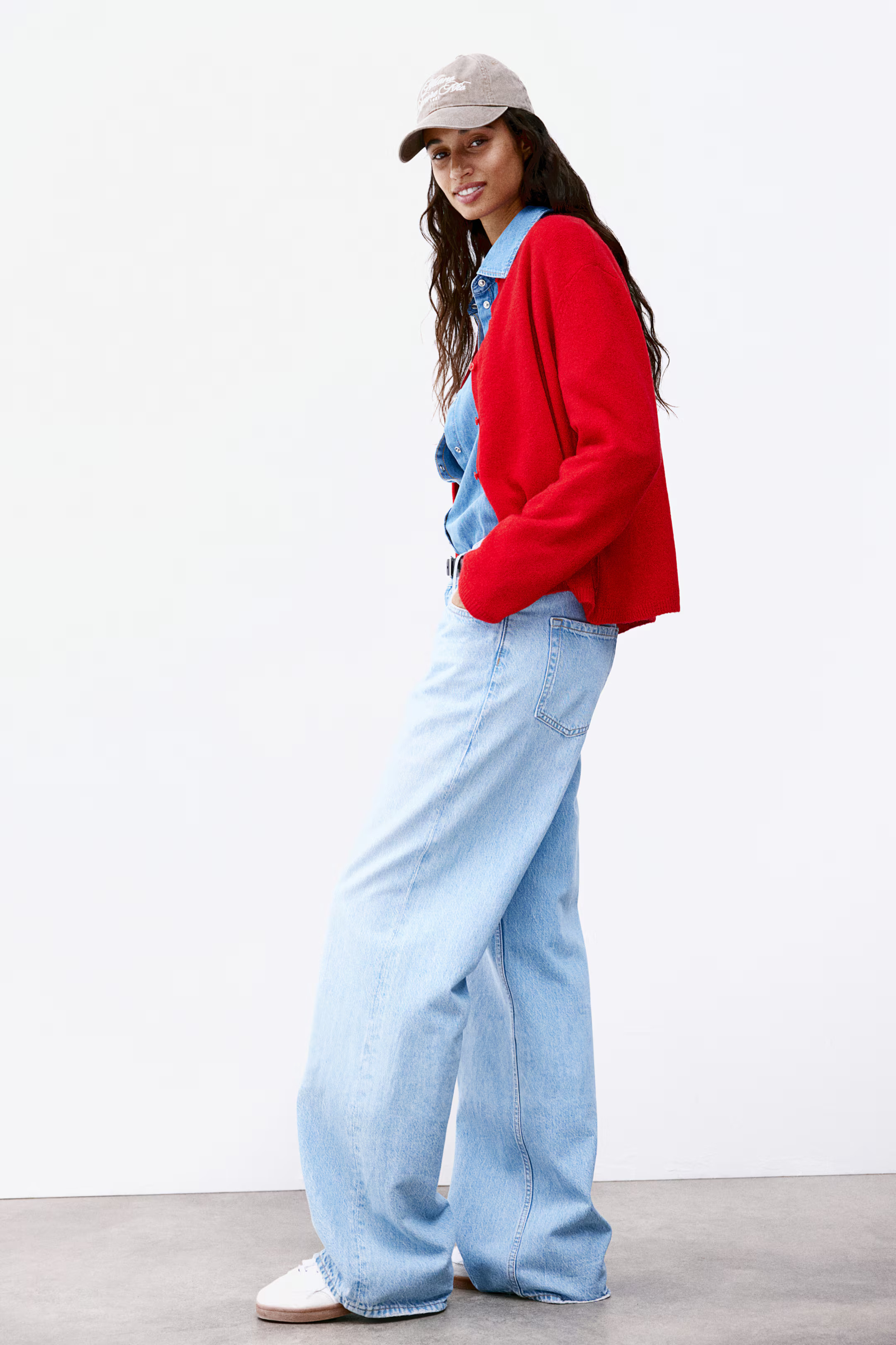 Gilet Loose Fit - Encolure ronde - Manches longues - Rouge - FEMME | H&M FR | H&M (FR, IT, ES, PT, BE)