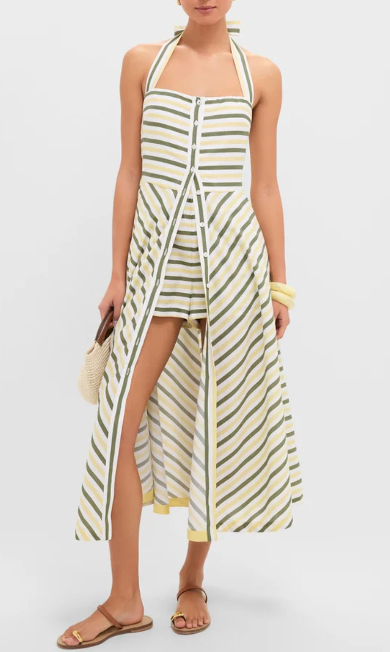 I love that the buttons are functional 

 #LTKootd #LTKSeasonal