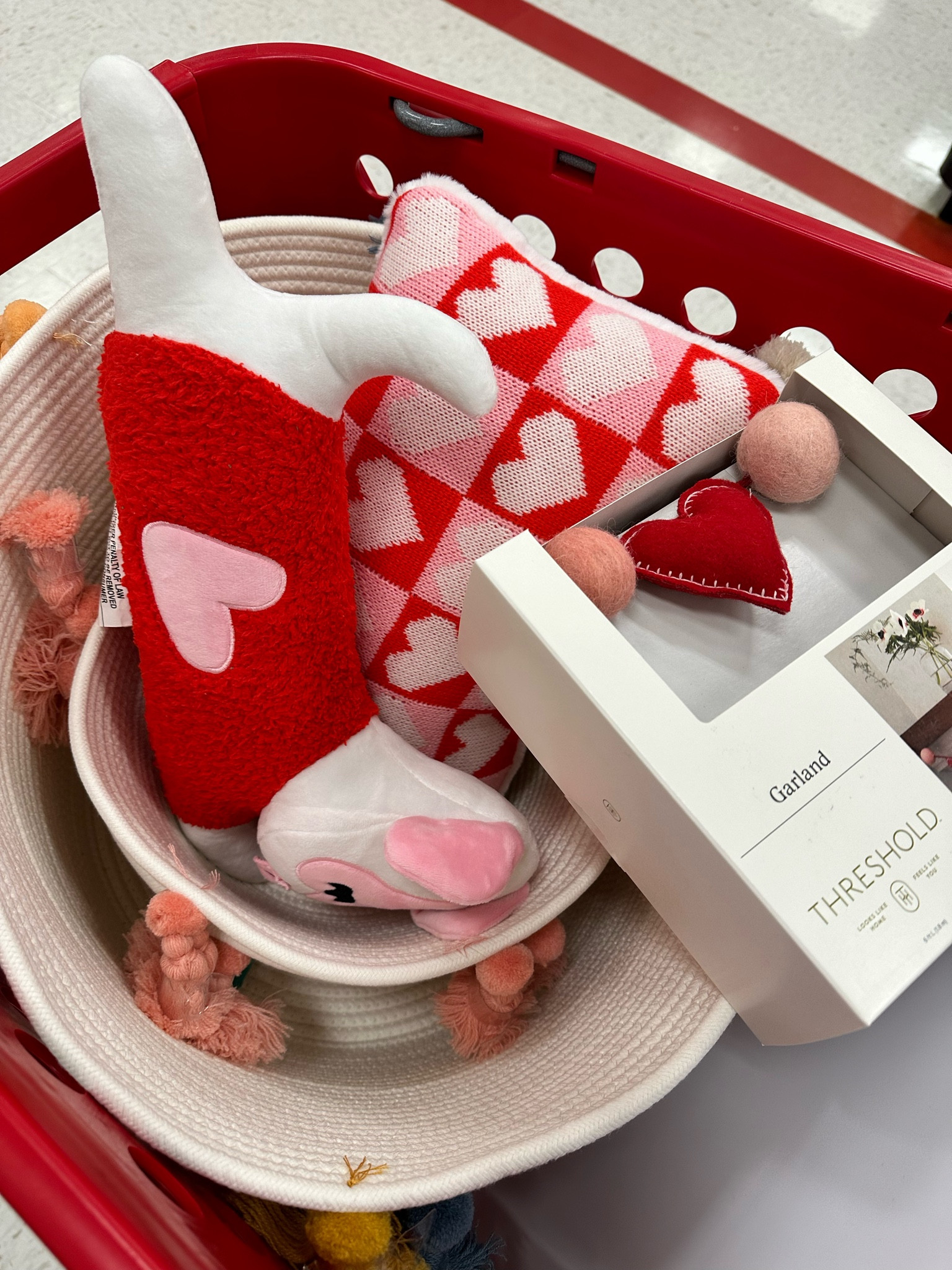 Run don’t walk to target for their Valentine’s Day decor ❤️

#LTKhome #LTKHoliday #LTKSeasonal