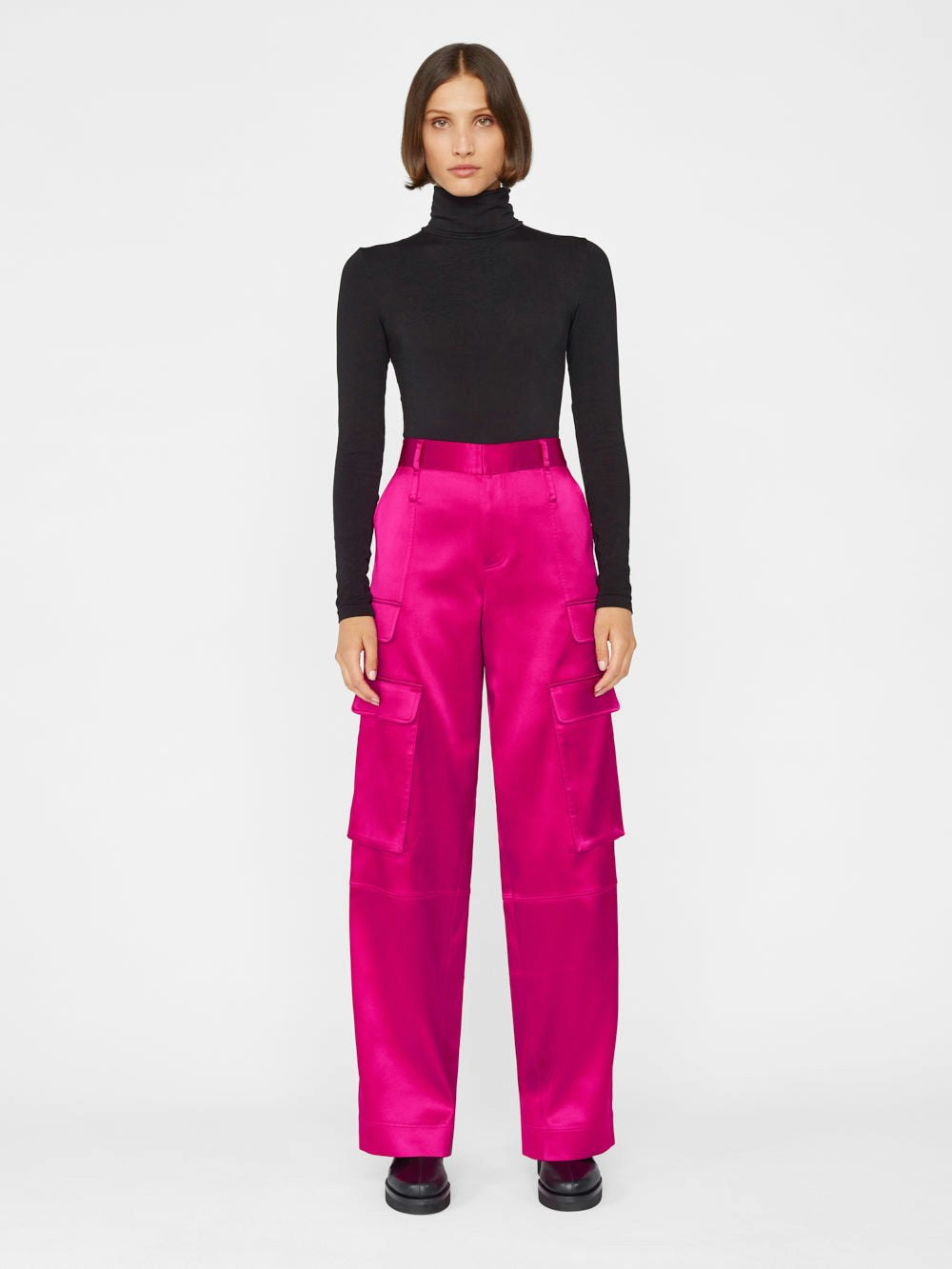 Relaxed Straight Cargo -- Magenta | Frame Denim
