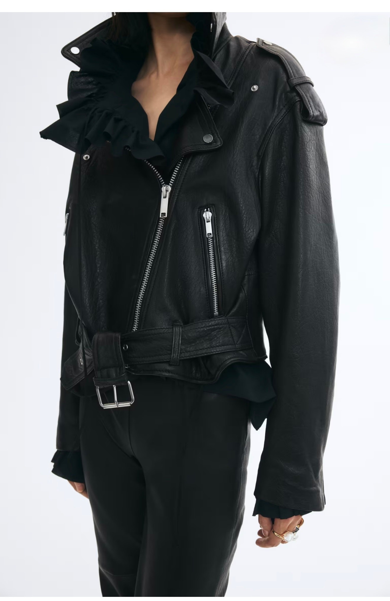 LEATHER BIKER JACKET

#LTKSeasonal #LTKootd #LTKWorkwear