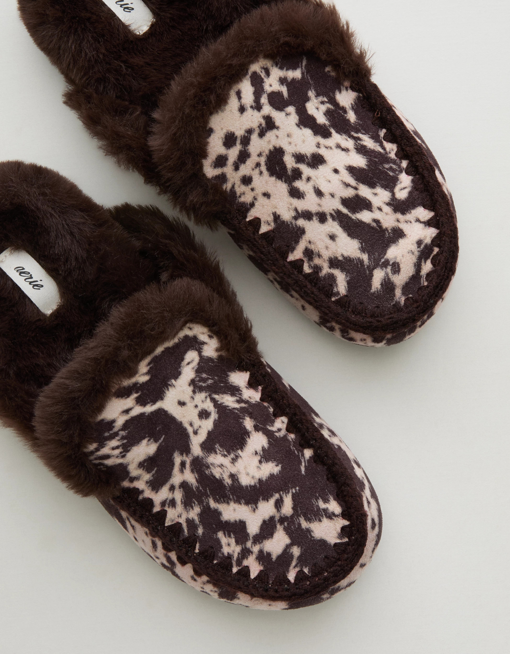Aerie Contrast Stitch Slippers | Aerie