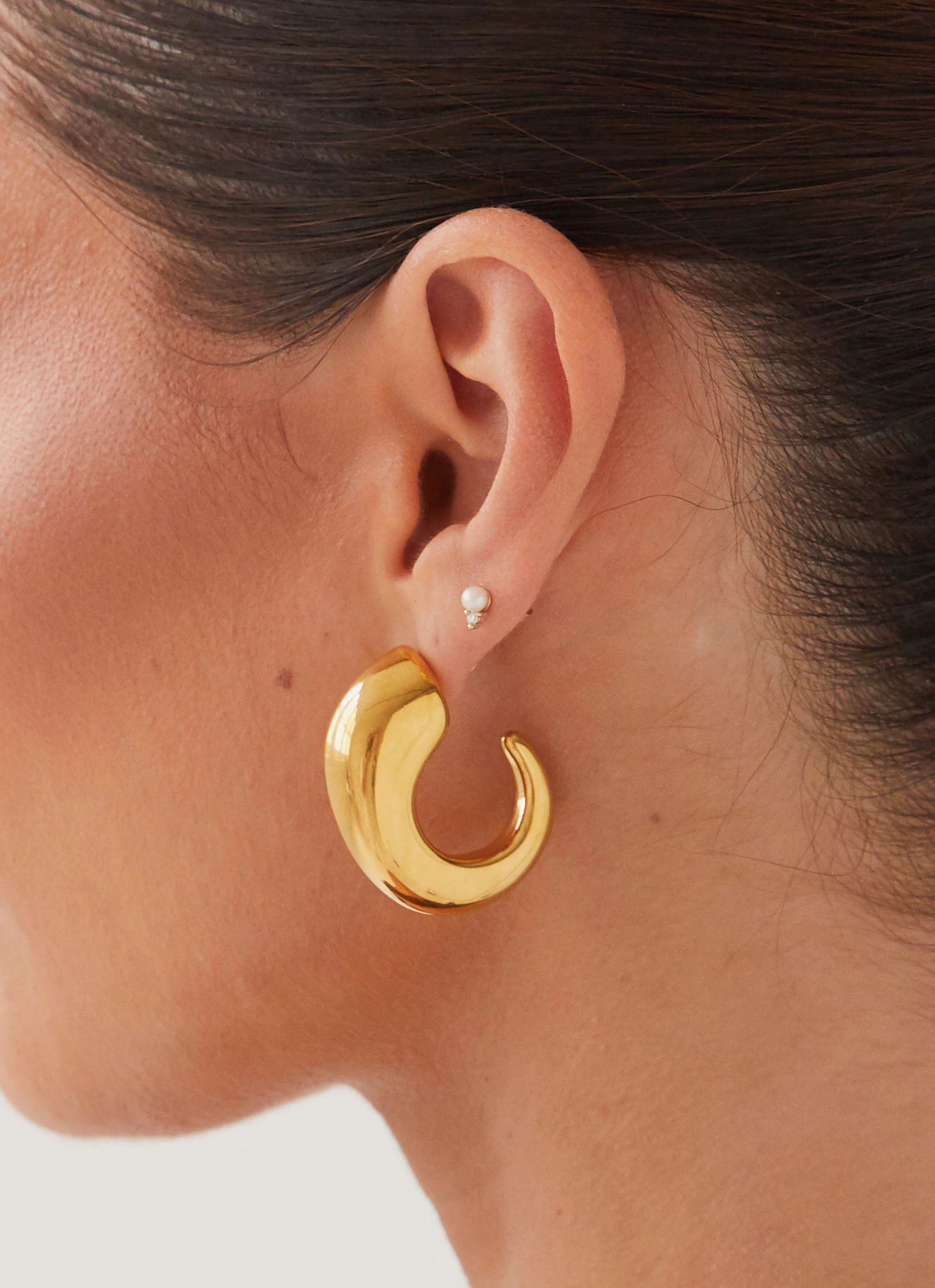 Glow Girl Hoop Earrings - Gold | Peppermayo (Global)
