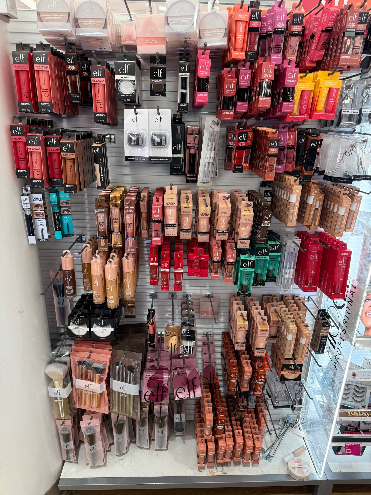 The perfect stocking stuffers for her 

Christmas, Christmas gift, gift guide, gift for her, makeup, beauty, Ulta, elf cosmetics, stocking, stocking stuffed 

#LTKGiftGuide #LTKFindsUnder50 #LTKHoliday