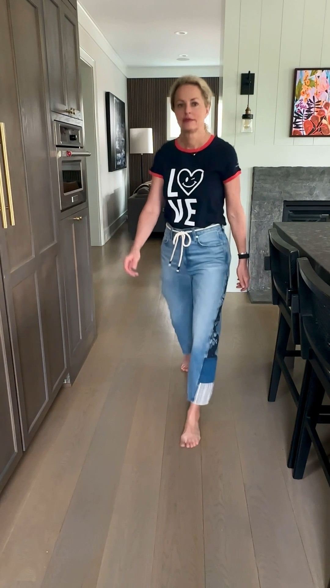 These are the cutest barrel jeans! They come with the rope belt! Under $50. 
Tee is older cinq a sept.
True to size, wearing a 6.


#LTKOver40 #LTKootd