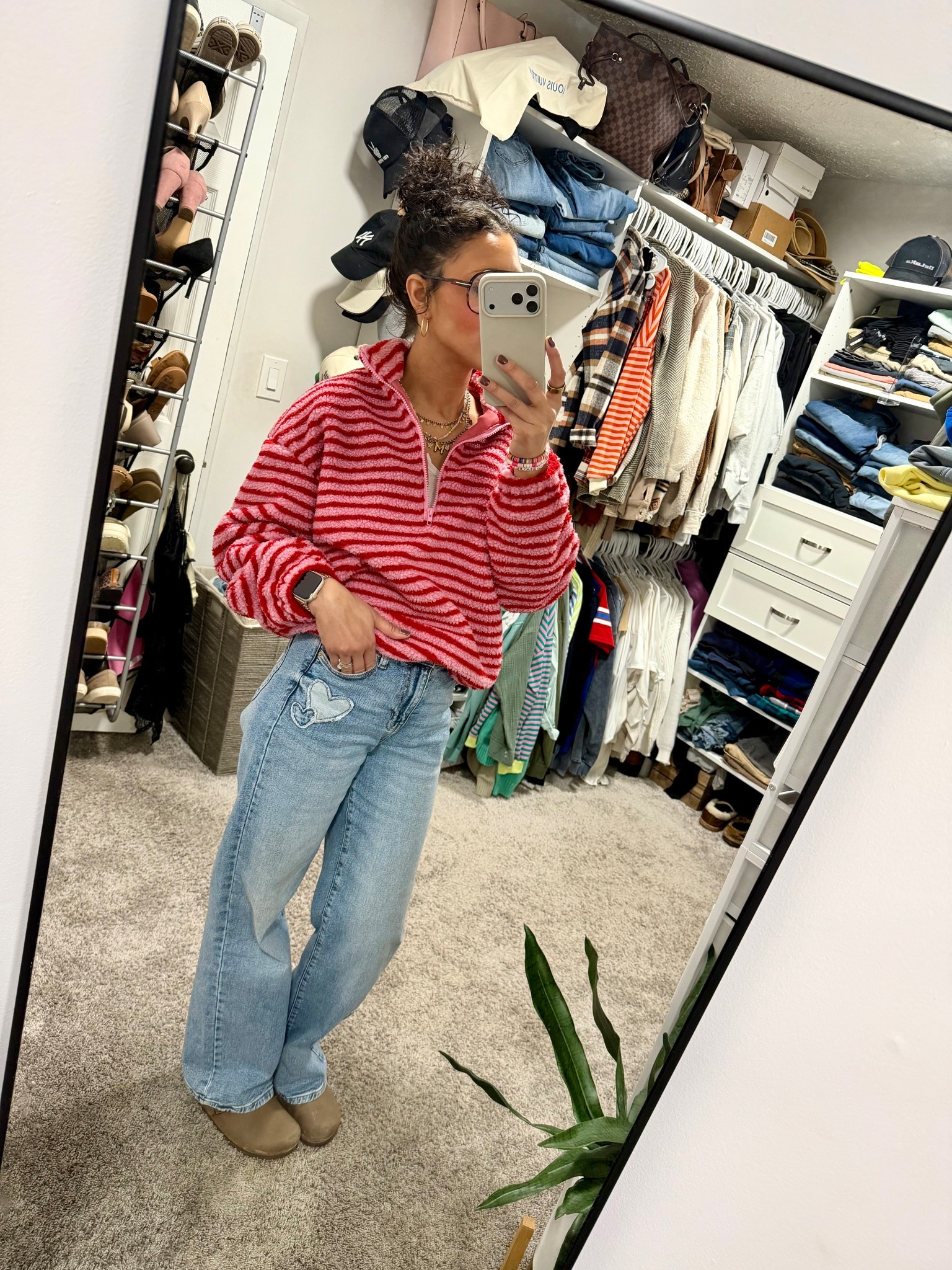 These wal-mart jeans are the cutest 💘

#LTKValentine #LTKootd #LTKSeasonal