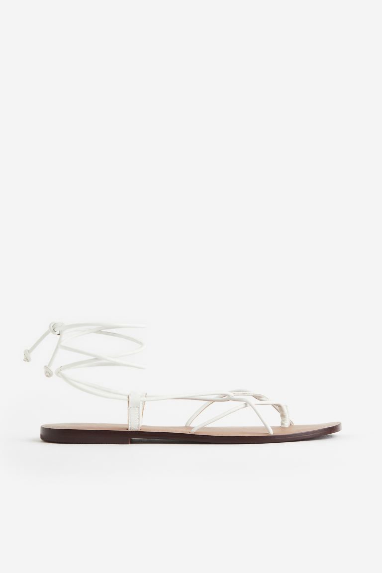 White | H&M (UK, MY, IN, SG, PH, TW, HK, KR)
