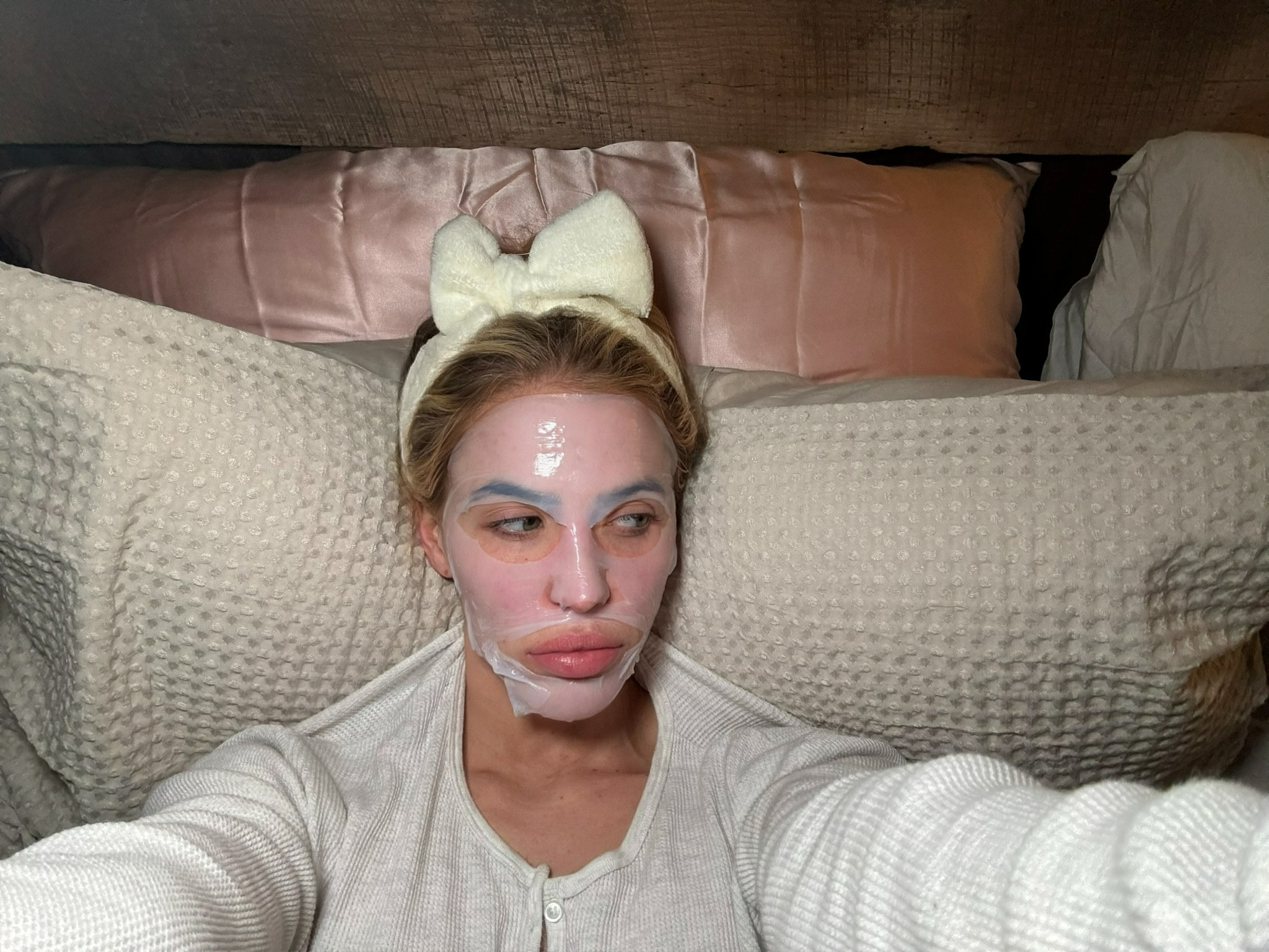 Keeping it real with a post skincare selfie 🤍

There’s just something about a little reset at the end of the day. No makeup, no noise, fresh skin, and something binge-worthy on the TV.

All my skincare routine must-haves linked for ya below 💫 

 #LTKBeauty #LTKFinds #LTKLifestyle #SkincareRoutine #SelfCare #SkinCareGlow #CleanSkin #GlowingSkin #SkinCareTips #BeautyRoutine #EverydayBeauty #WellnessRoutine #SkinCareLover #BeautyFavorites #CurrentlyLoving #LTKdayinmylife #LTKselfcare #LTKBeauty