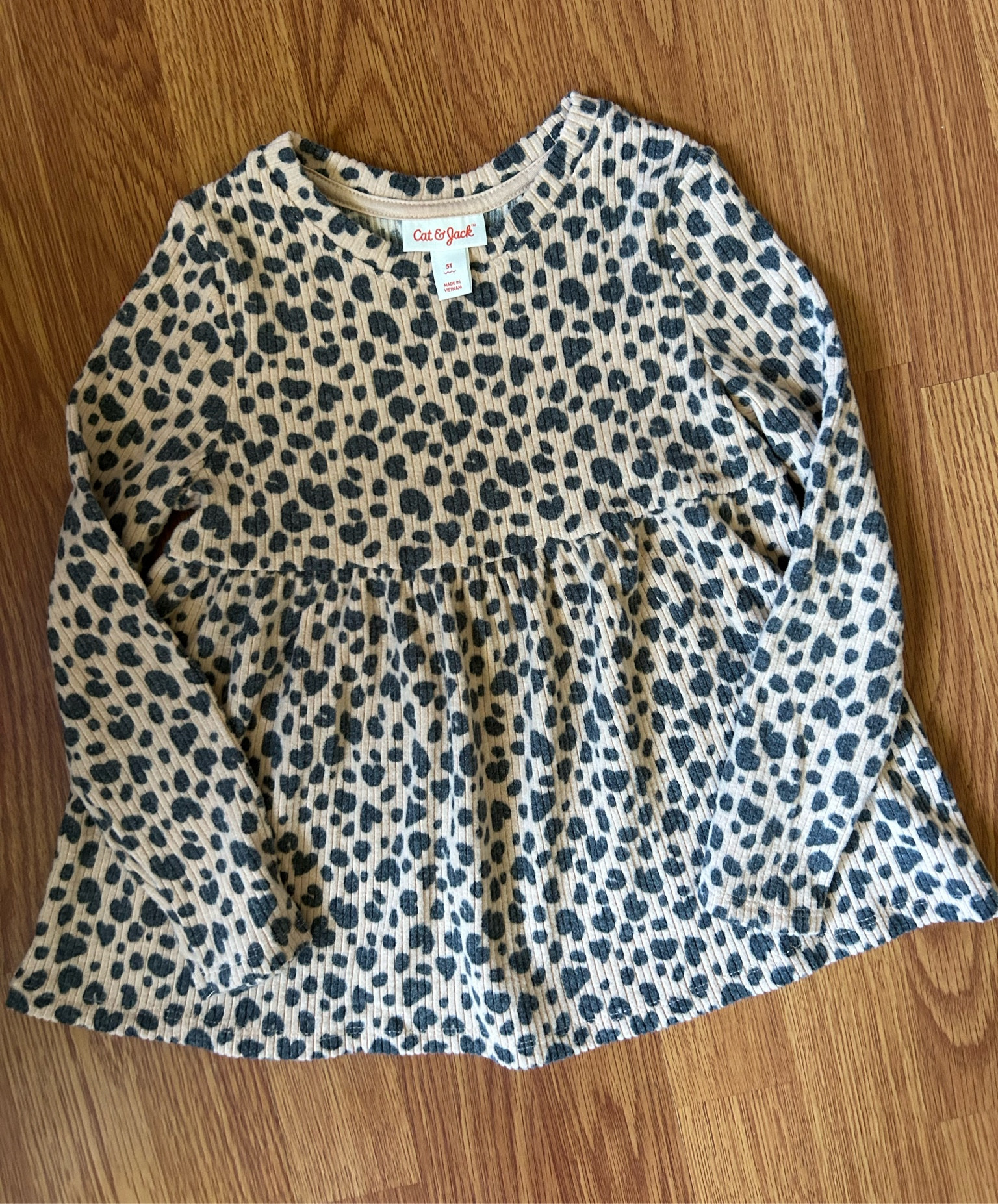 Leopard Print Shirt 🐆 
(Target has matching leggings)
Size 5T

#LTKSale #LTKkids #LTKBacktoSchool