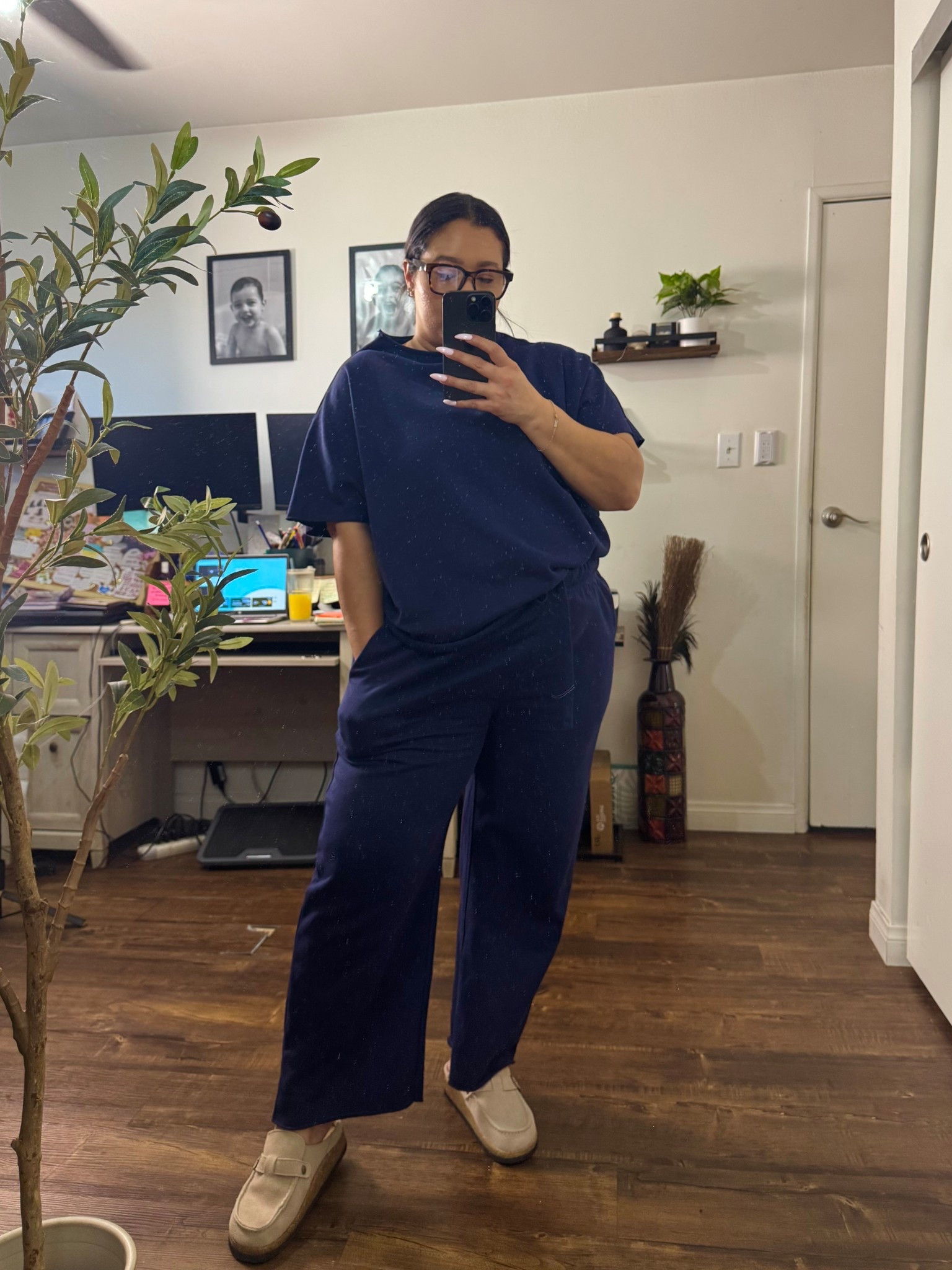 I have been obsessed with this matching set. I’ve been wearing it on repeat. I love the collar detail, elevates the look, love the longer sleeves when I don’t want to show my arms, and it’s super tummy friendly. 

Matching set- large / great quality and super comfortable 

Casual outfit 
Spring outfit 
Midsize outfit 
Midsize fashion 
WFH outfit 
Travel outfit 
Airport outfit 
Comfy outfit 
Mom outfit 

#LTKMidsize #LTKootd #LTKmomlife