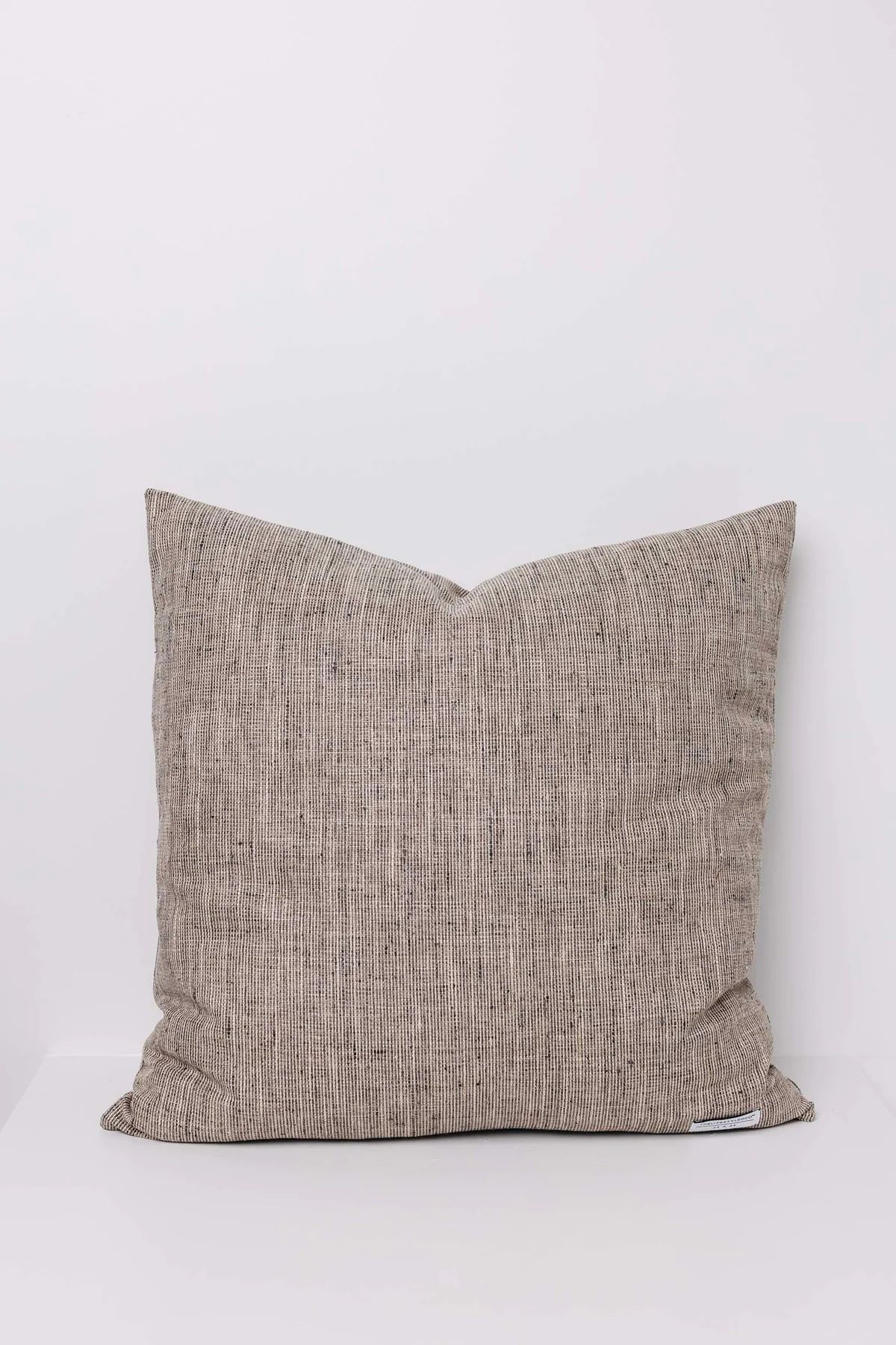 Hartley Textured Tweed Pillow | THELIFESTYLEDCO