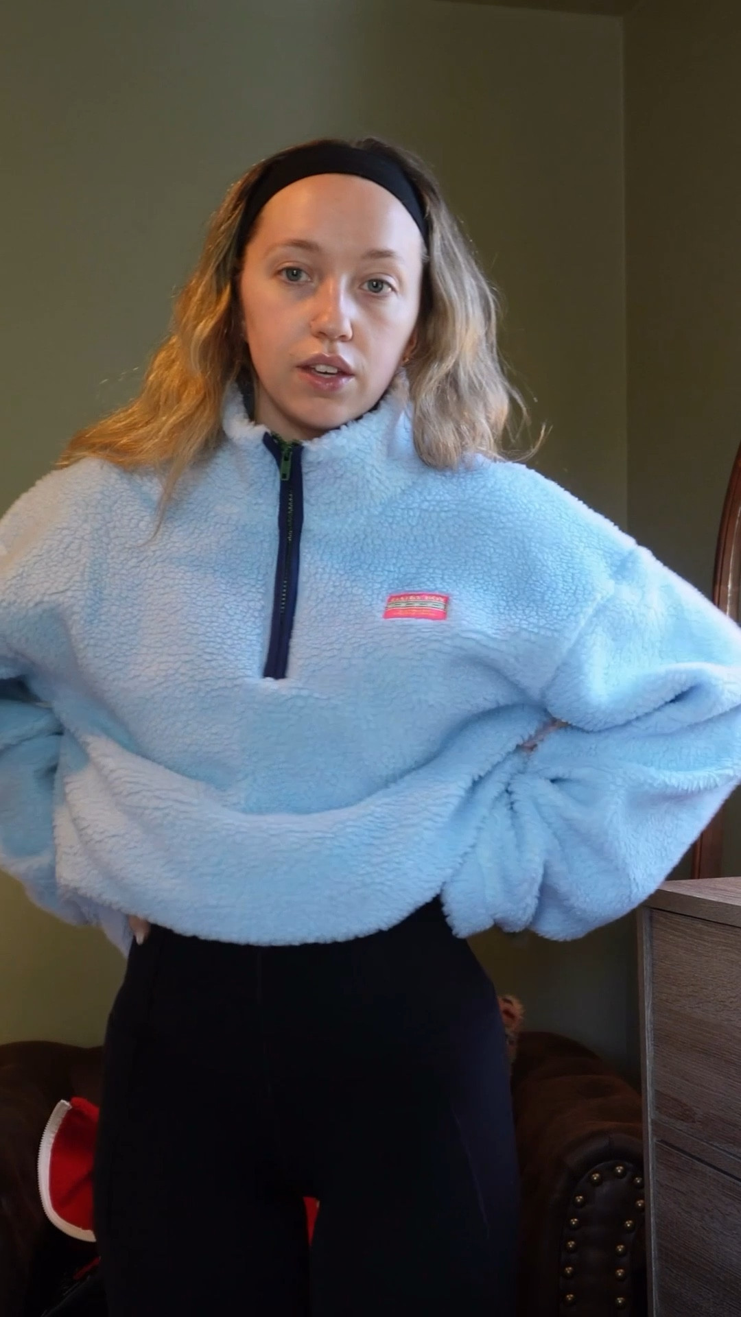 I’ve had my eye on the these dairy boy fleeces and when they came back in stock I couldn’t decide on the color! which is your favorite??? kinda love both tbh!!! 

This is a clip from my birthday vlog ! Check out the full video on my YouTube channel @mollybiddleredwine

#LTKActive #LTKHoliday #LTKGiftGuide
