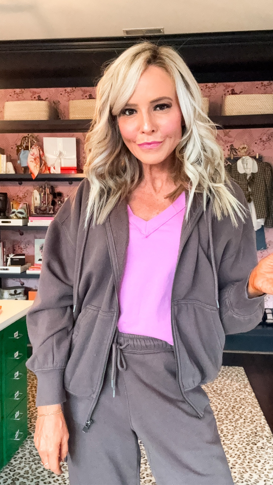 cozy and cute and ready for travel! wearing XS in all the brown and pink perfection • 

#LTKStyleTip #LTKSeasonal #LTKFindsUnder50