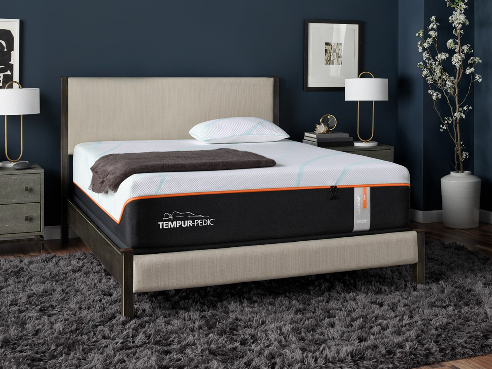 Tempur-Pedic TEMPUR-LuxeAdapt® 13" Firm Mattress | Mattress Firm