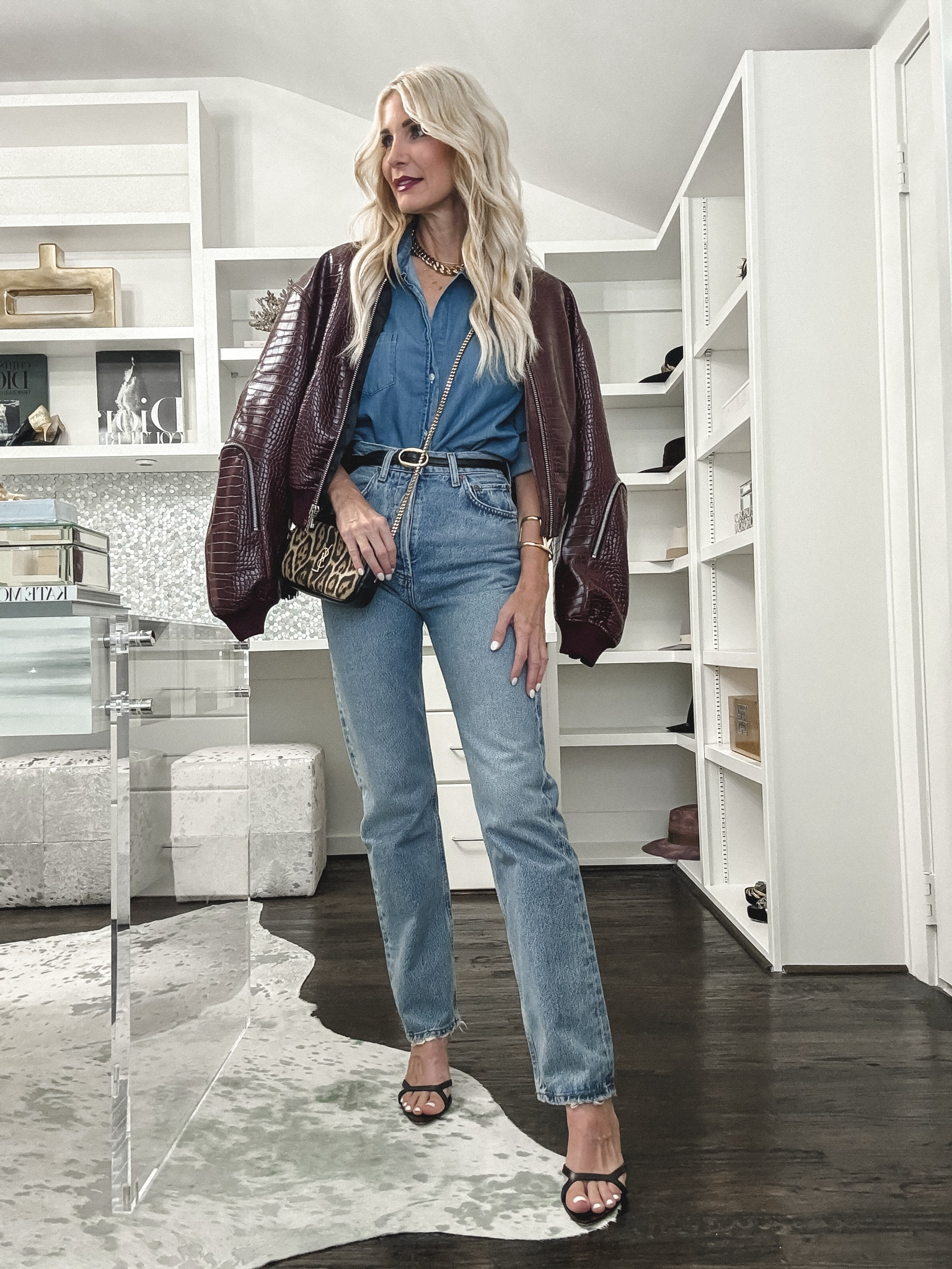 4 EASY STYLE TIPS TO ELEVATE ANY LOOK >> 

1. Tuck in your shirt and add a belt 

2. Wear a heel of some sort, even a kitten heel is better than flats 

3. Always accessorize ✨✨✨ 

4. Add a third layer aka a jacket - this is my personal favorite tip! 

Why do any of this? Well it’s simple, when you dress better, you FEEL better! So why not use fashion as a tool to improve your life! 



#LTKOver40 #LTKFindsUnder100 #LTKStyleTip